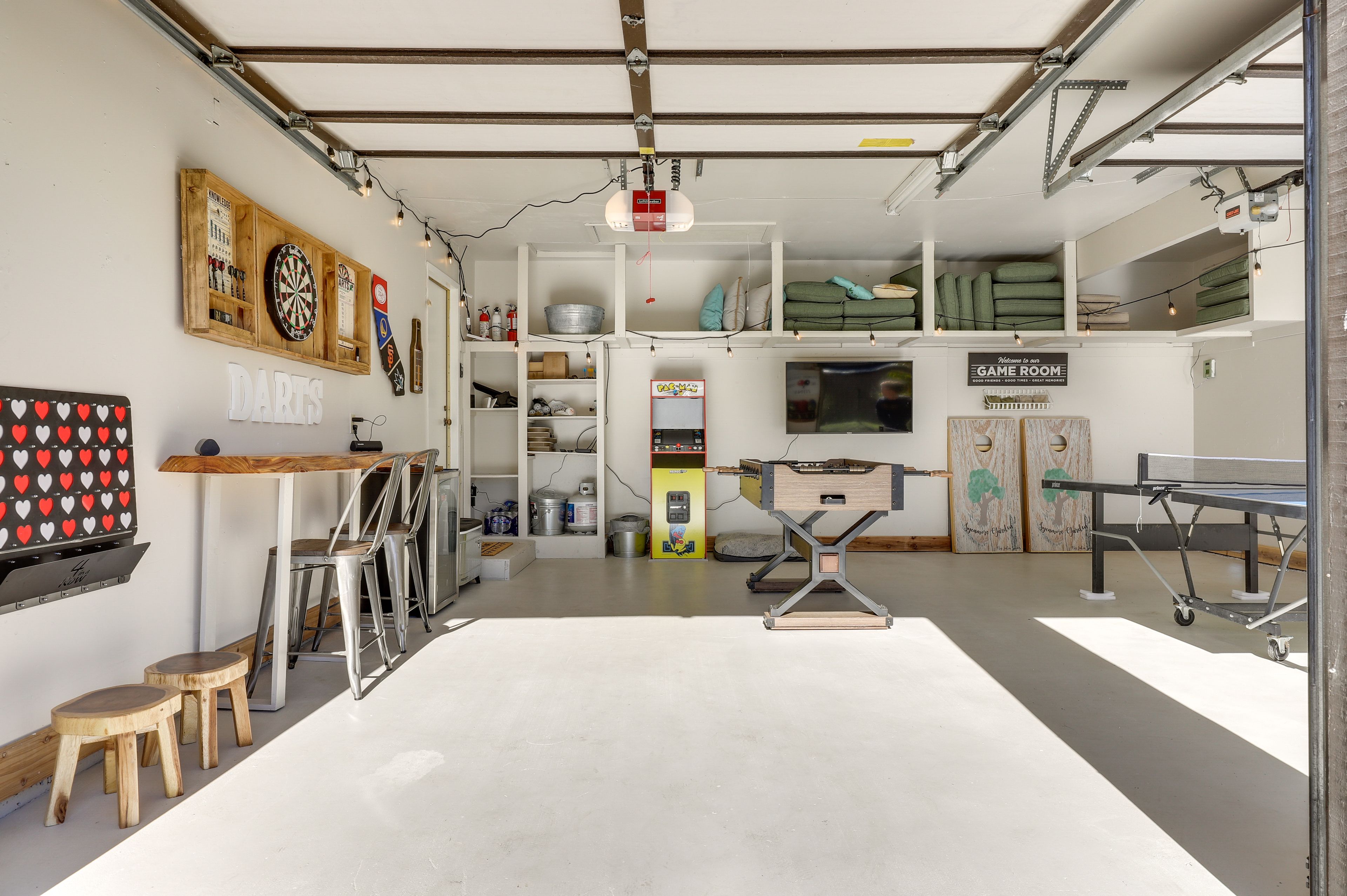 Game Room | Dartboard | Arcade Game | Foosball & Ping Pong Table | Cornhole