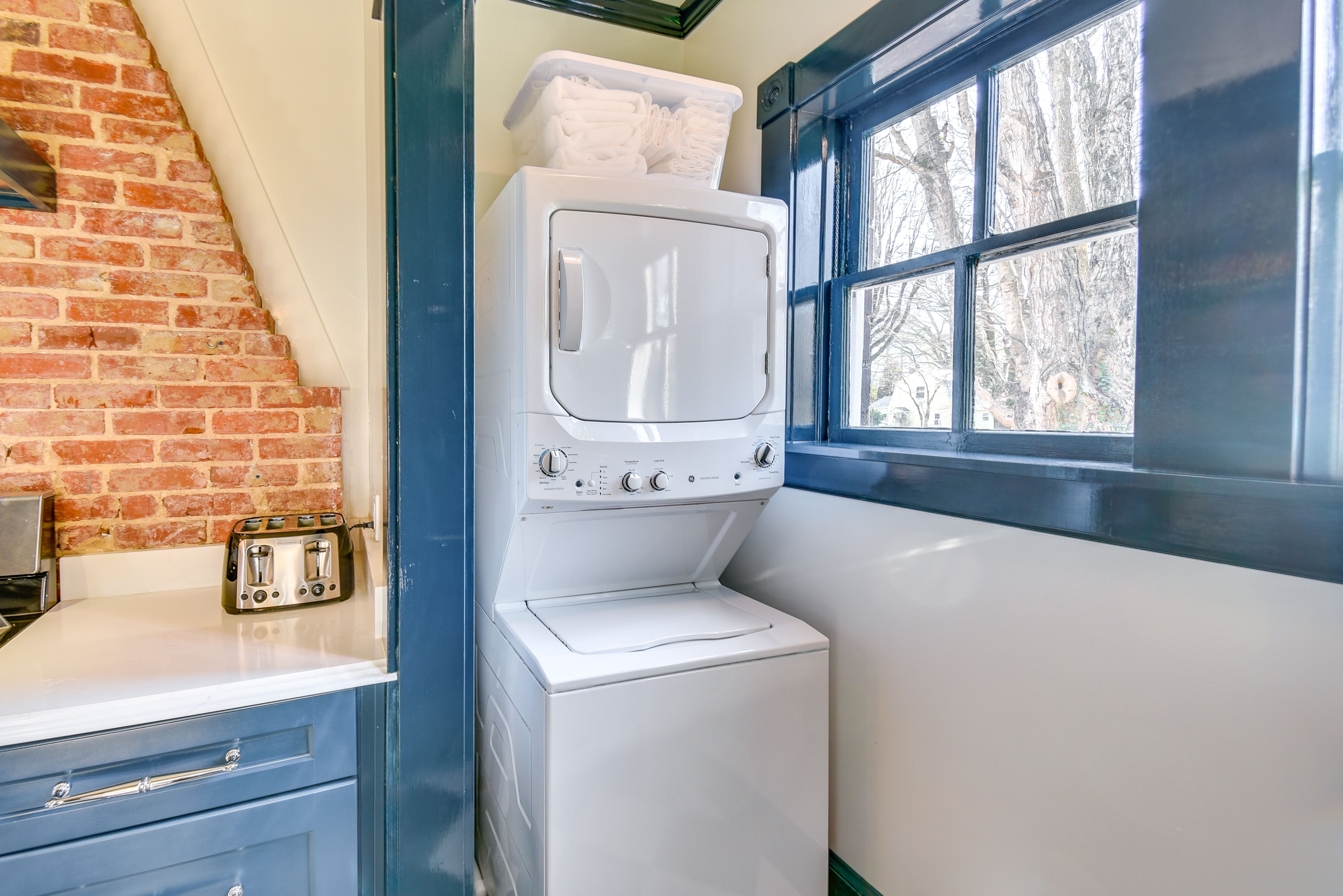 In-Unit Laundry | Washer & Dryer