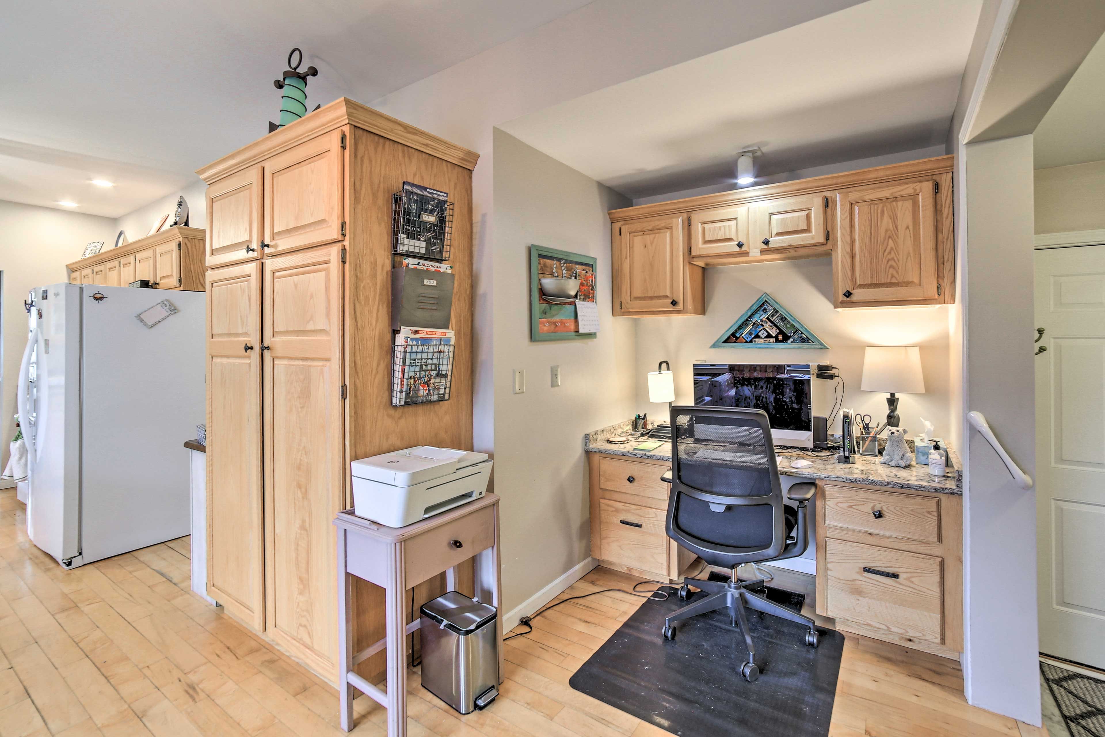 Laptop-Friendly Desk