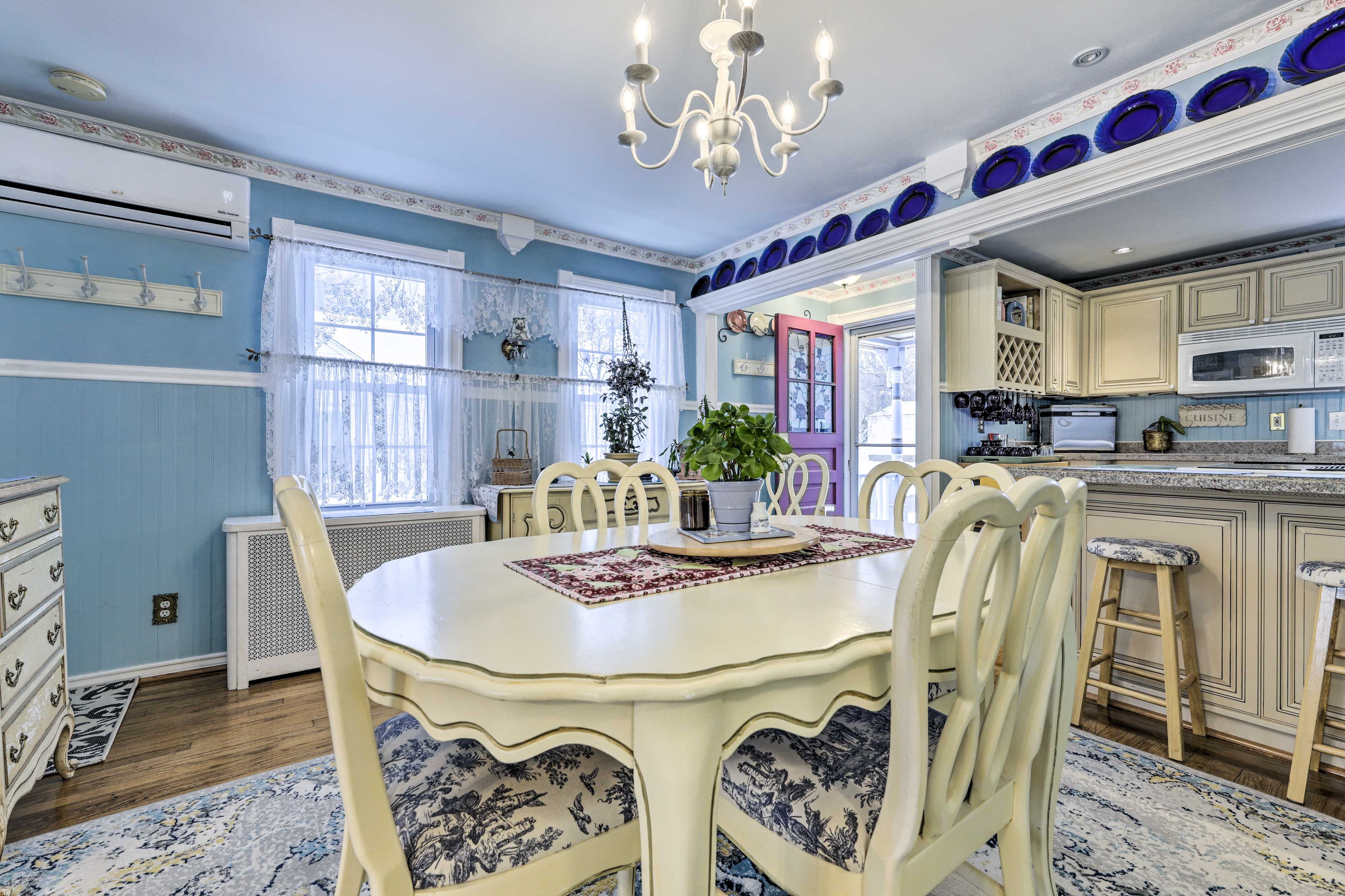 Dining Area | Central Heat/Air Conditioning | Electric Fireplace | Free WiFi