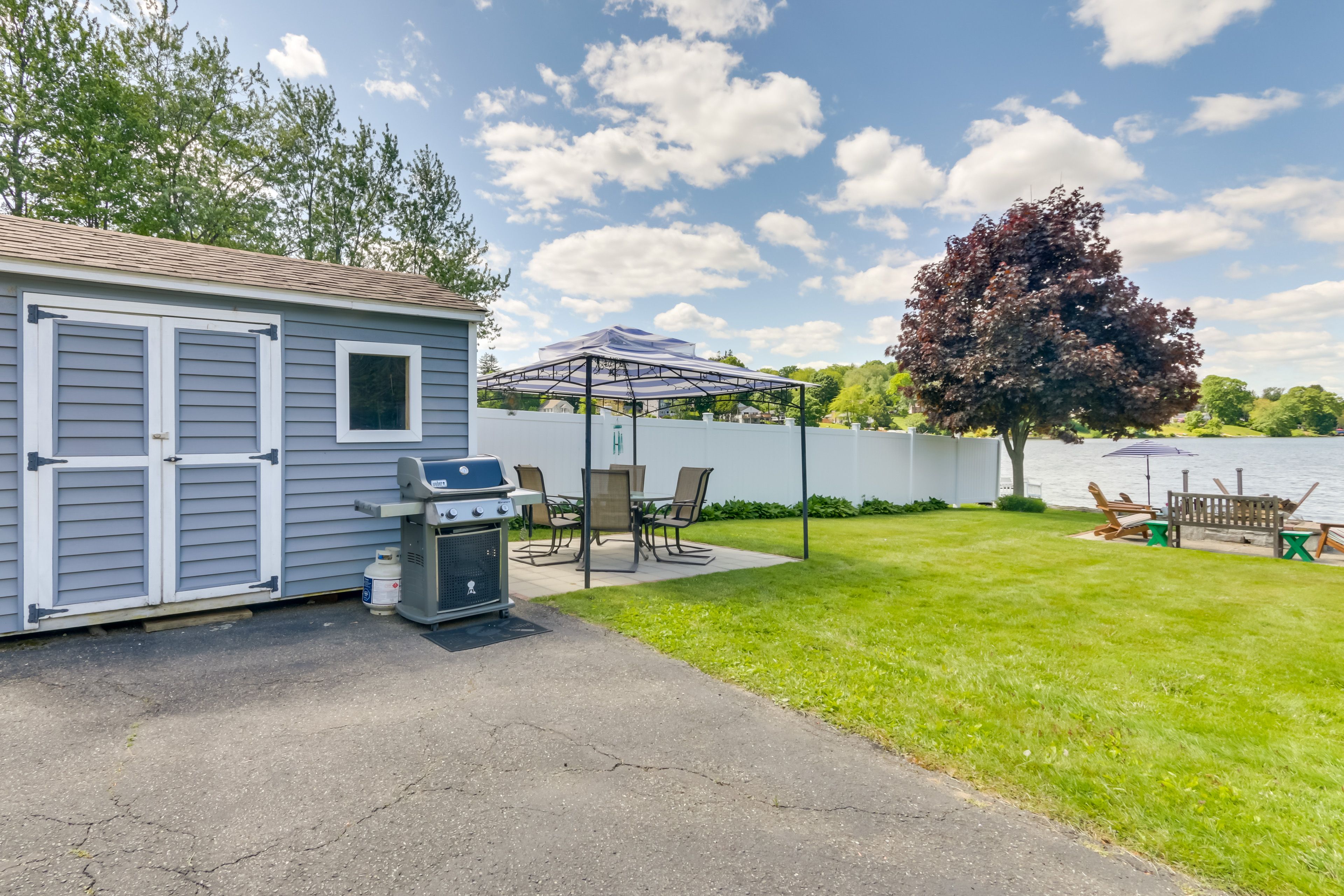 Backyard | Patio | Gas Grill