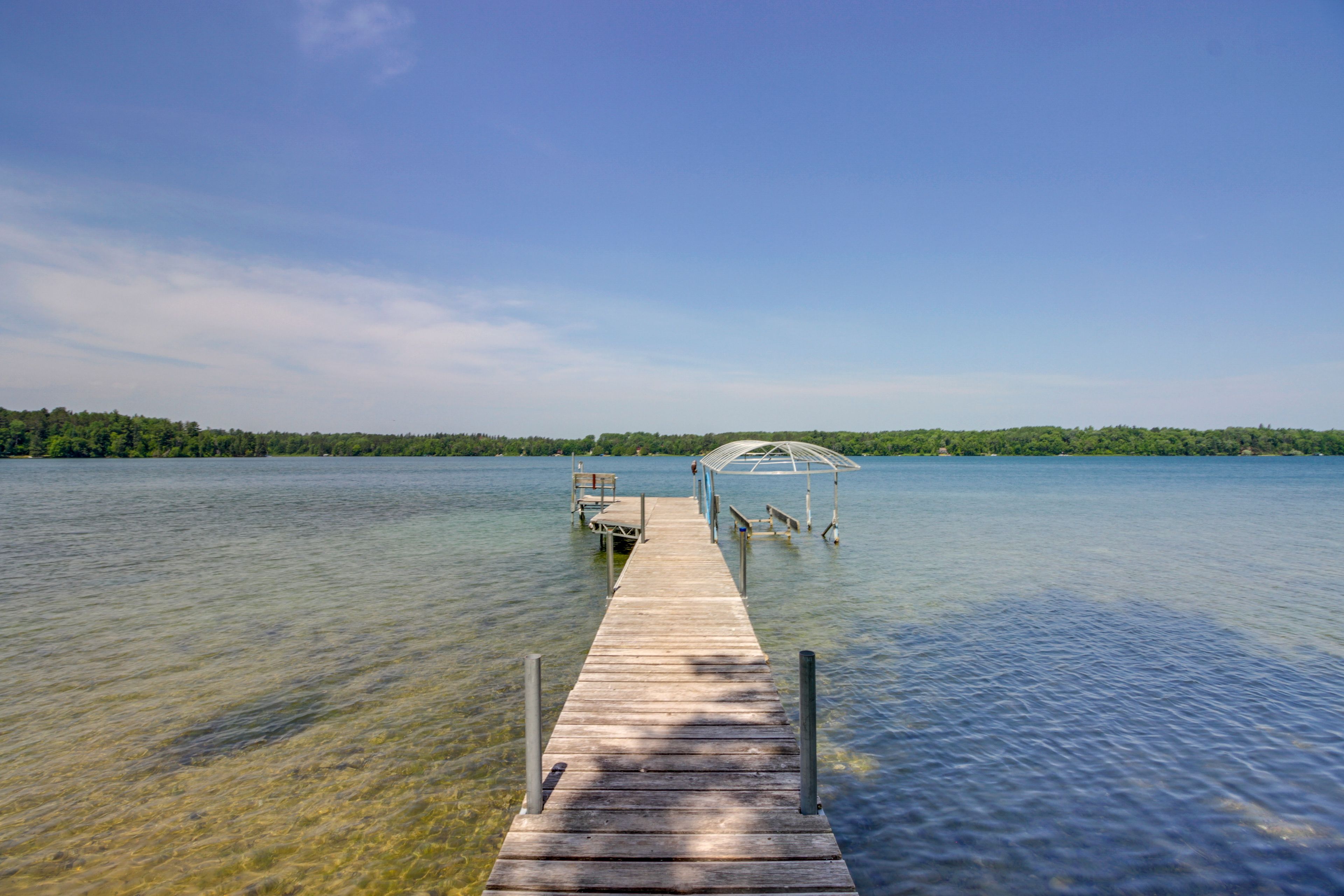 Private Dock | Pontoon Lift | Water Floaties | Life Jackets