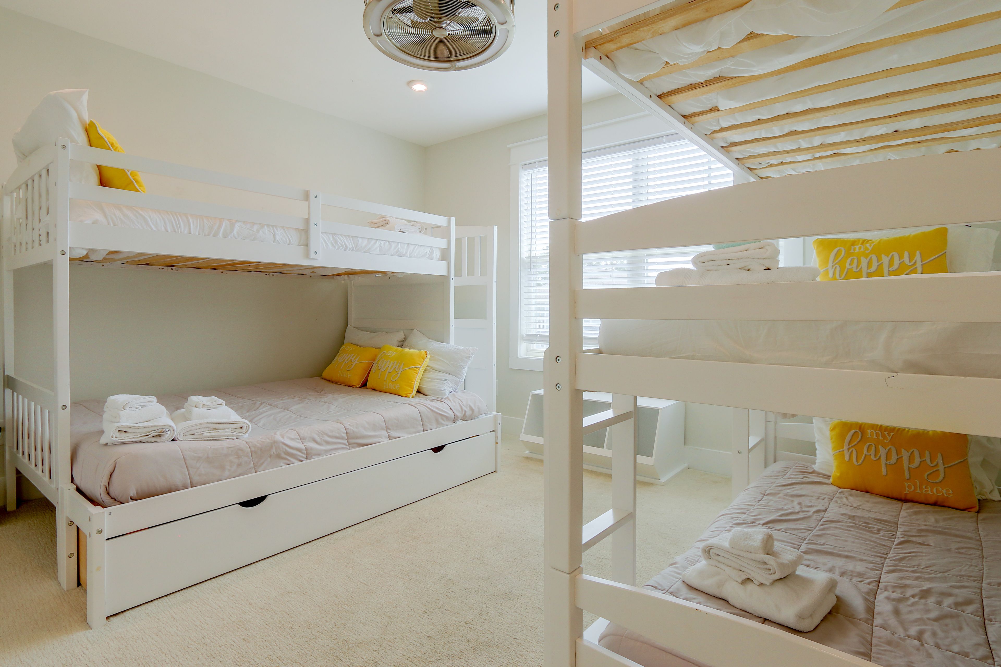 Bedroom 4 | Triple Twin Bunk Bed | Twin/Full Bunk Bed