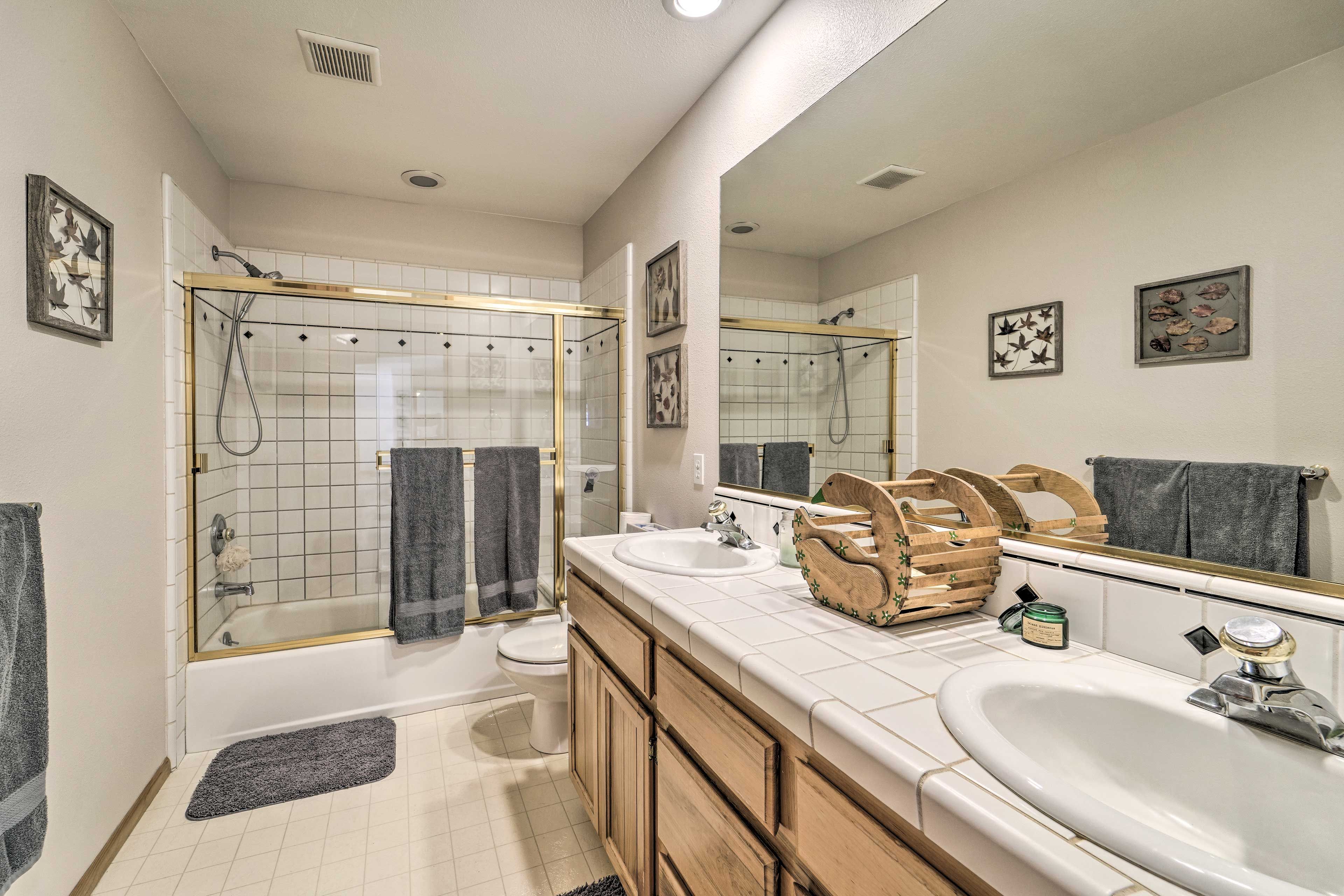 Full Bathroom