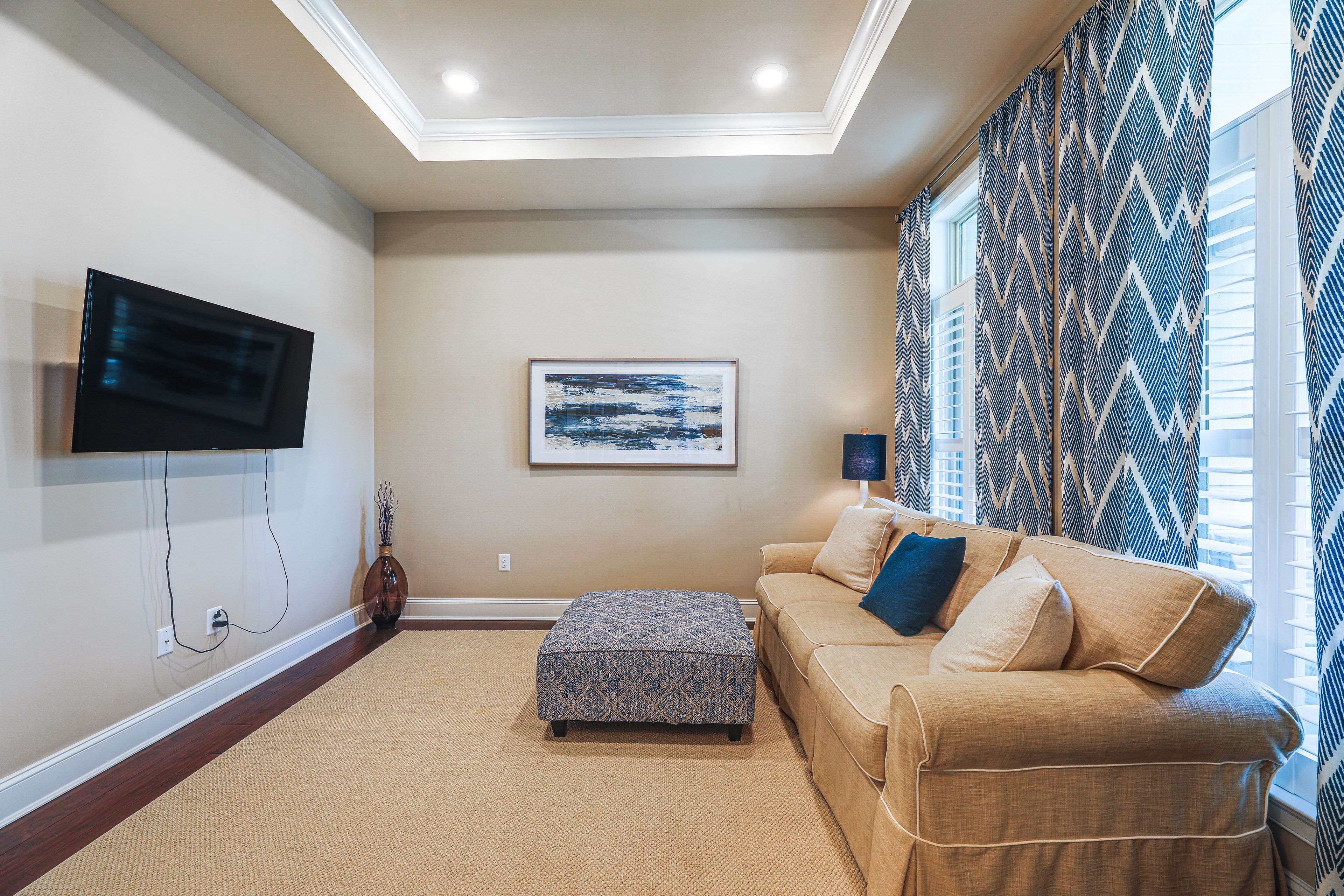 Den | 1st Floor | Smart TV