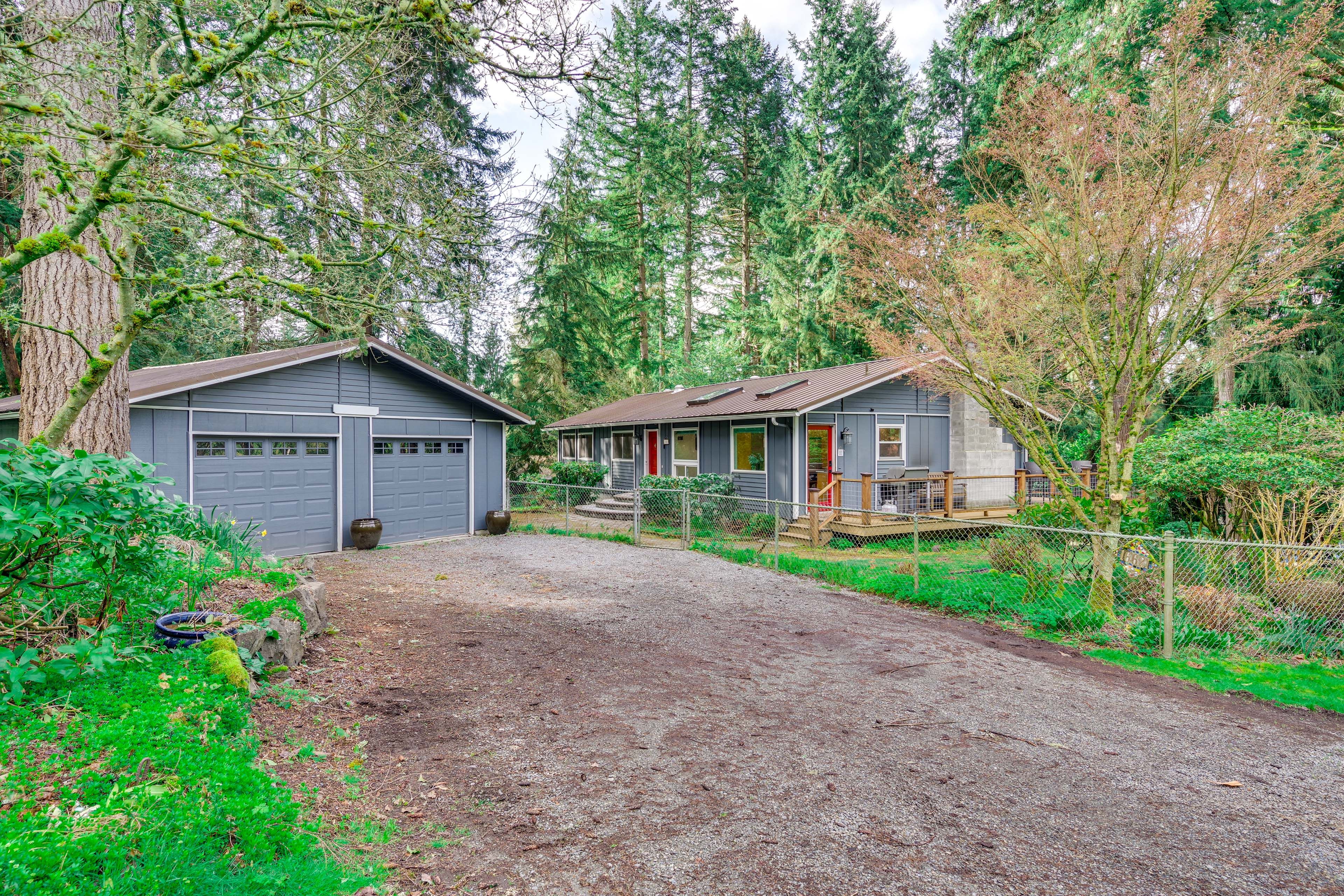 Parking | Driveway (2 Vehicles)