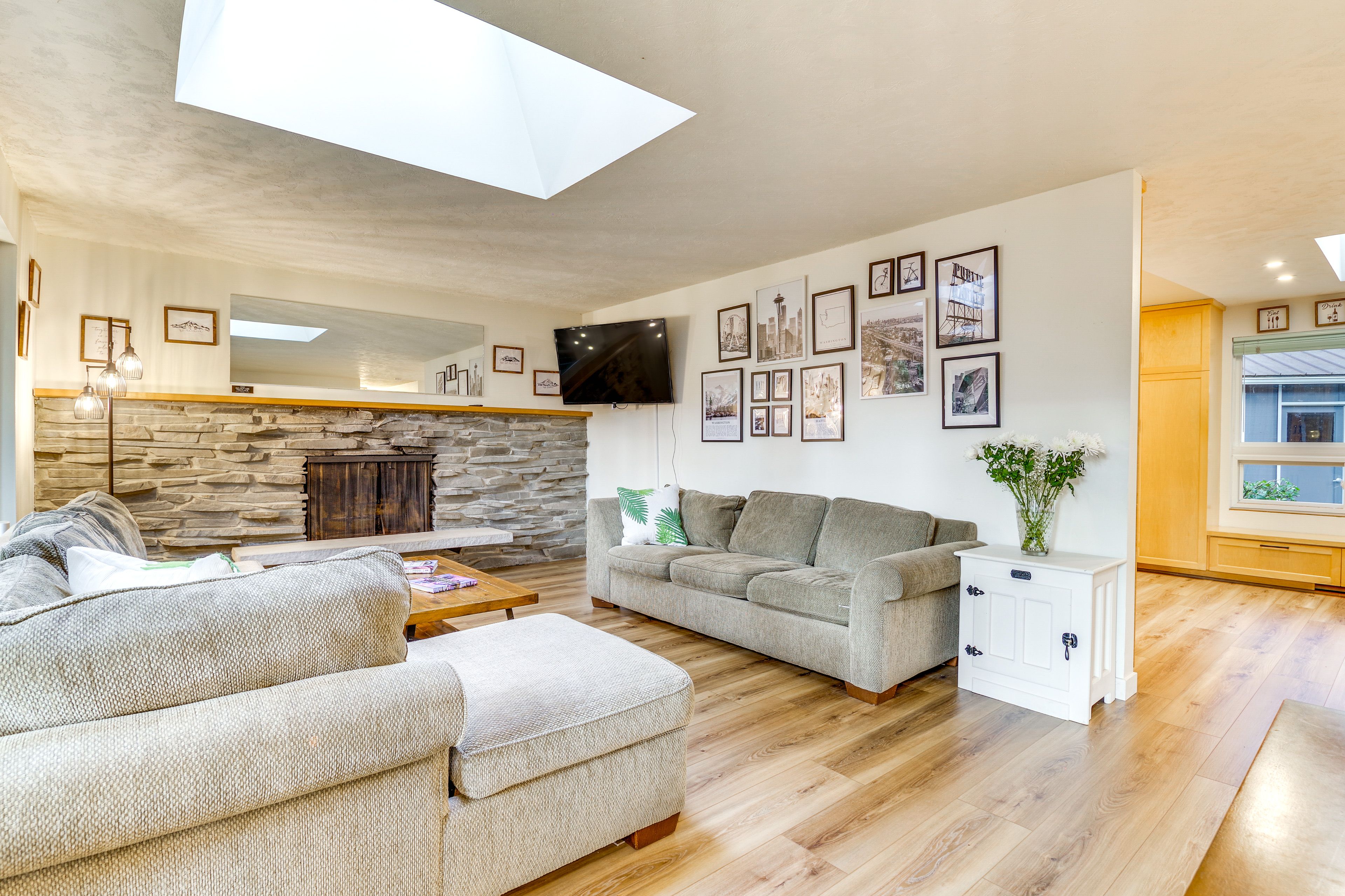 Living Room | Smart TV | Decorative Fireplace | Central Heating