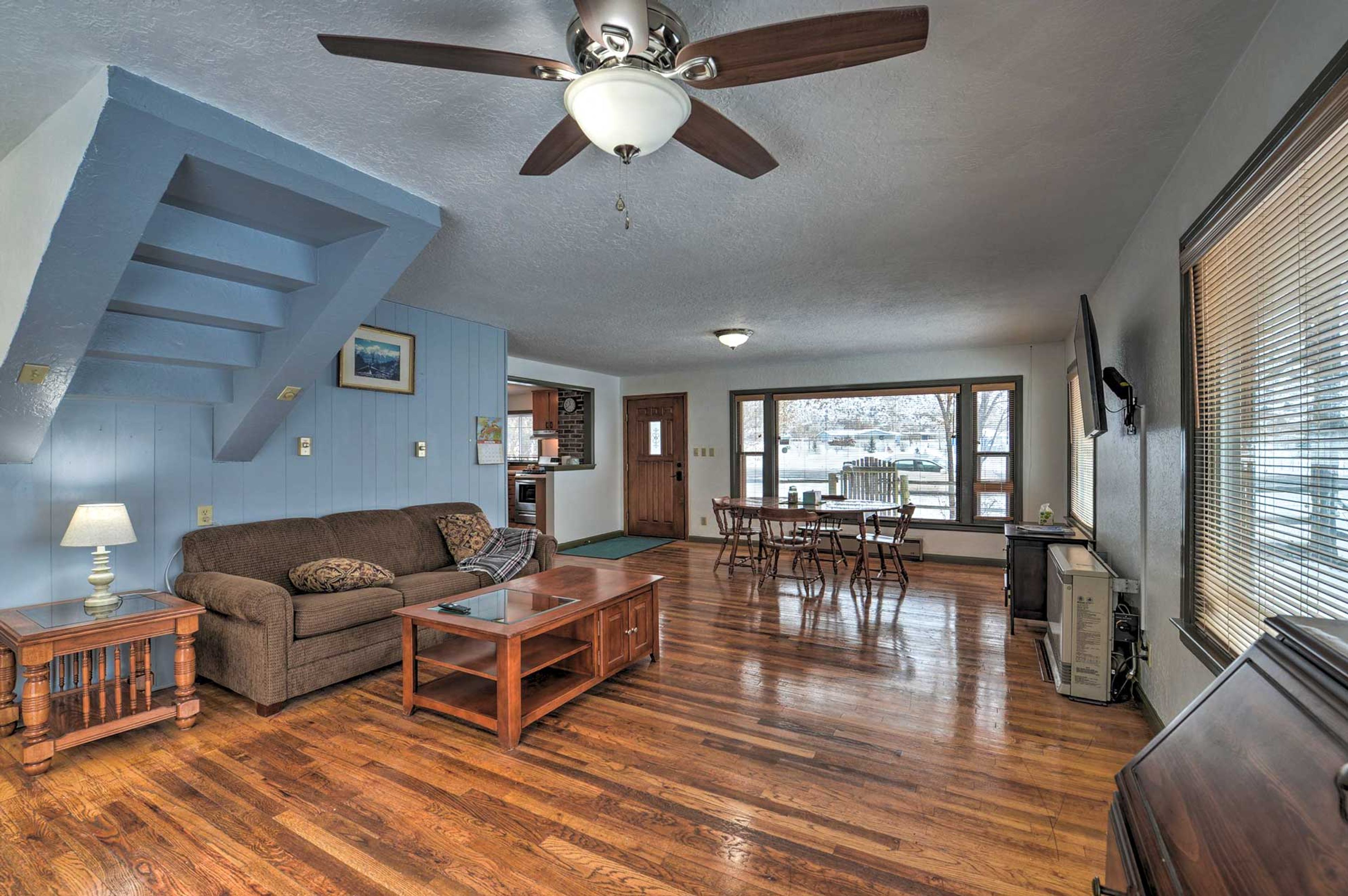 Living Room | Smart TV | Queen Sleeper Sofa