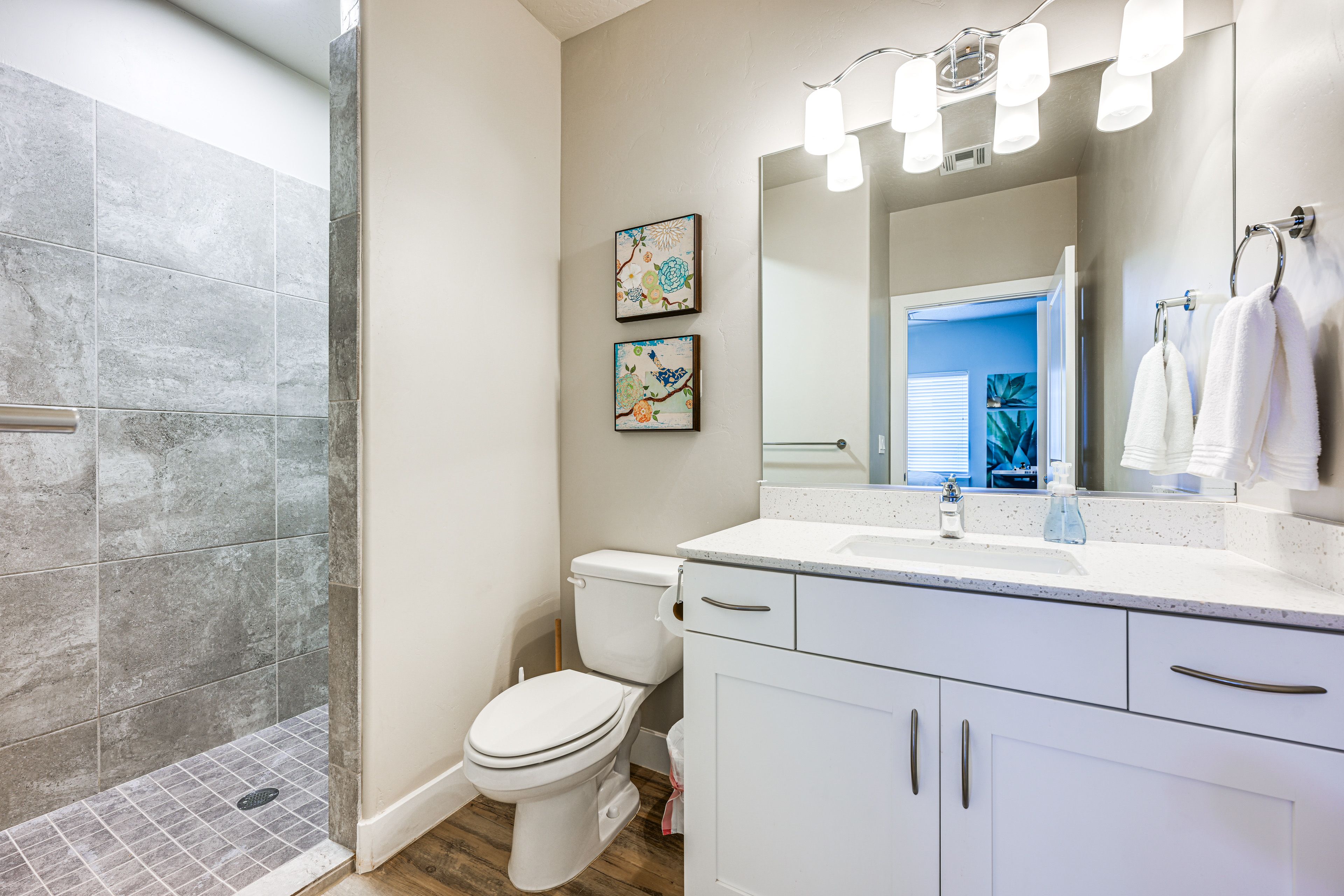 Bathroom | Towels Provided