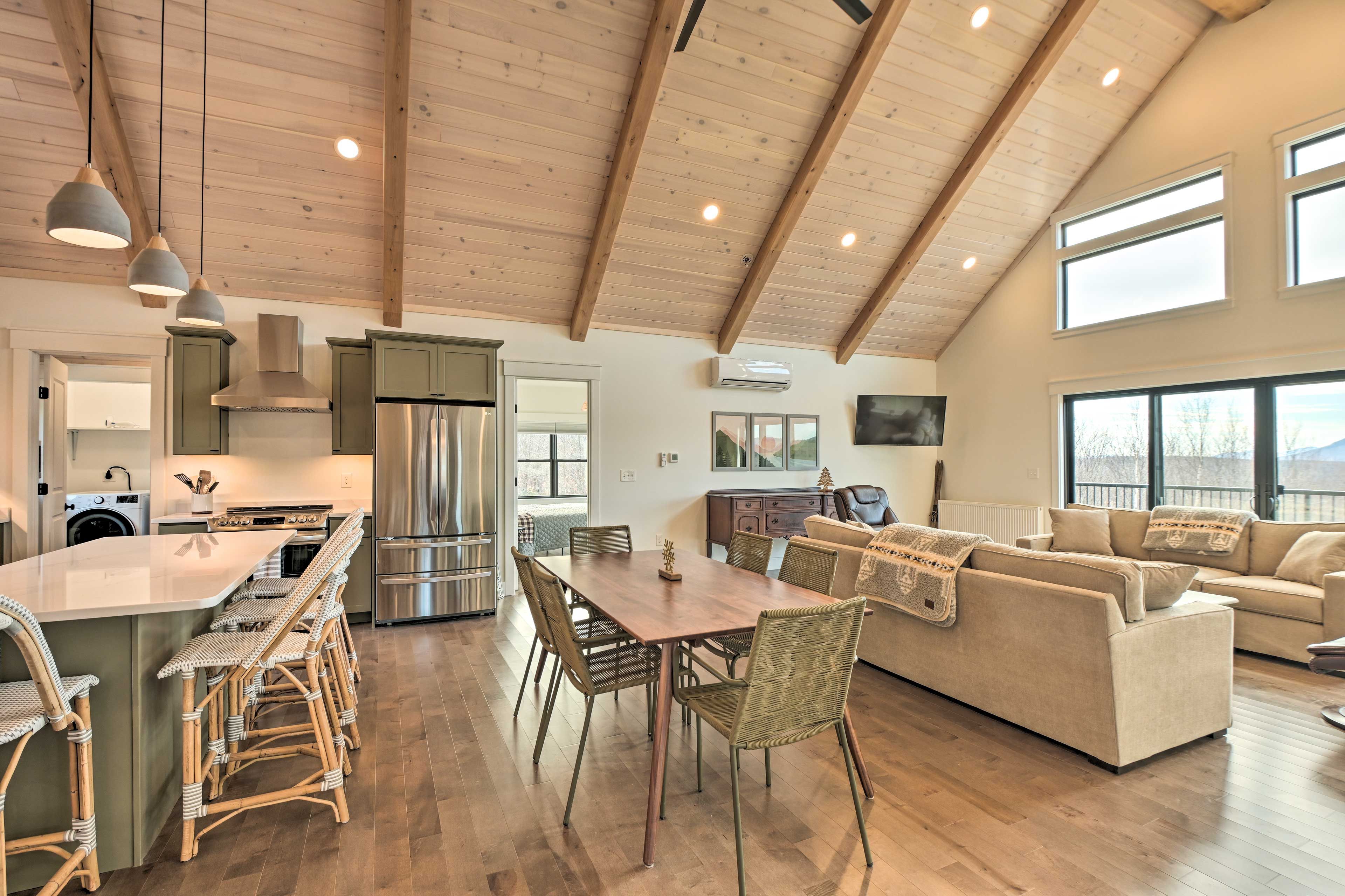 Dining Area | Main Level | Dishware + Flatware