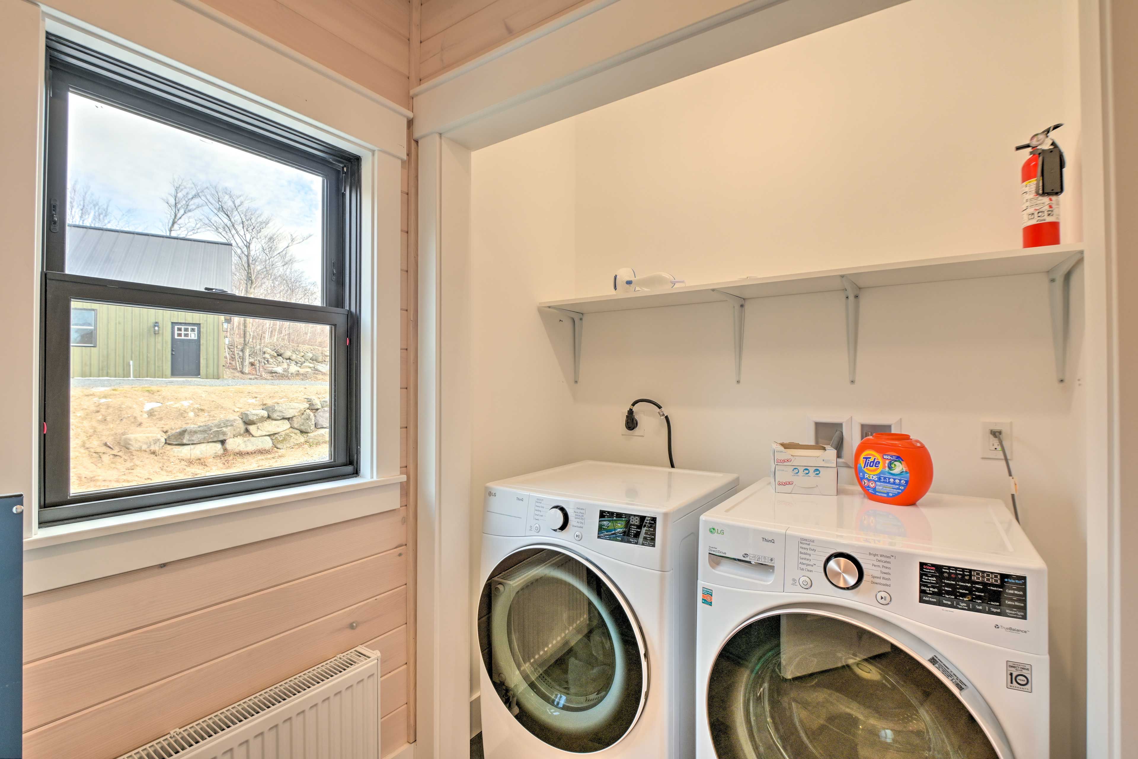 Laundry Closet | Main Level | Washer + Dryer