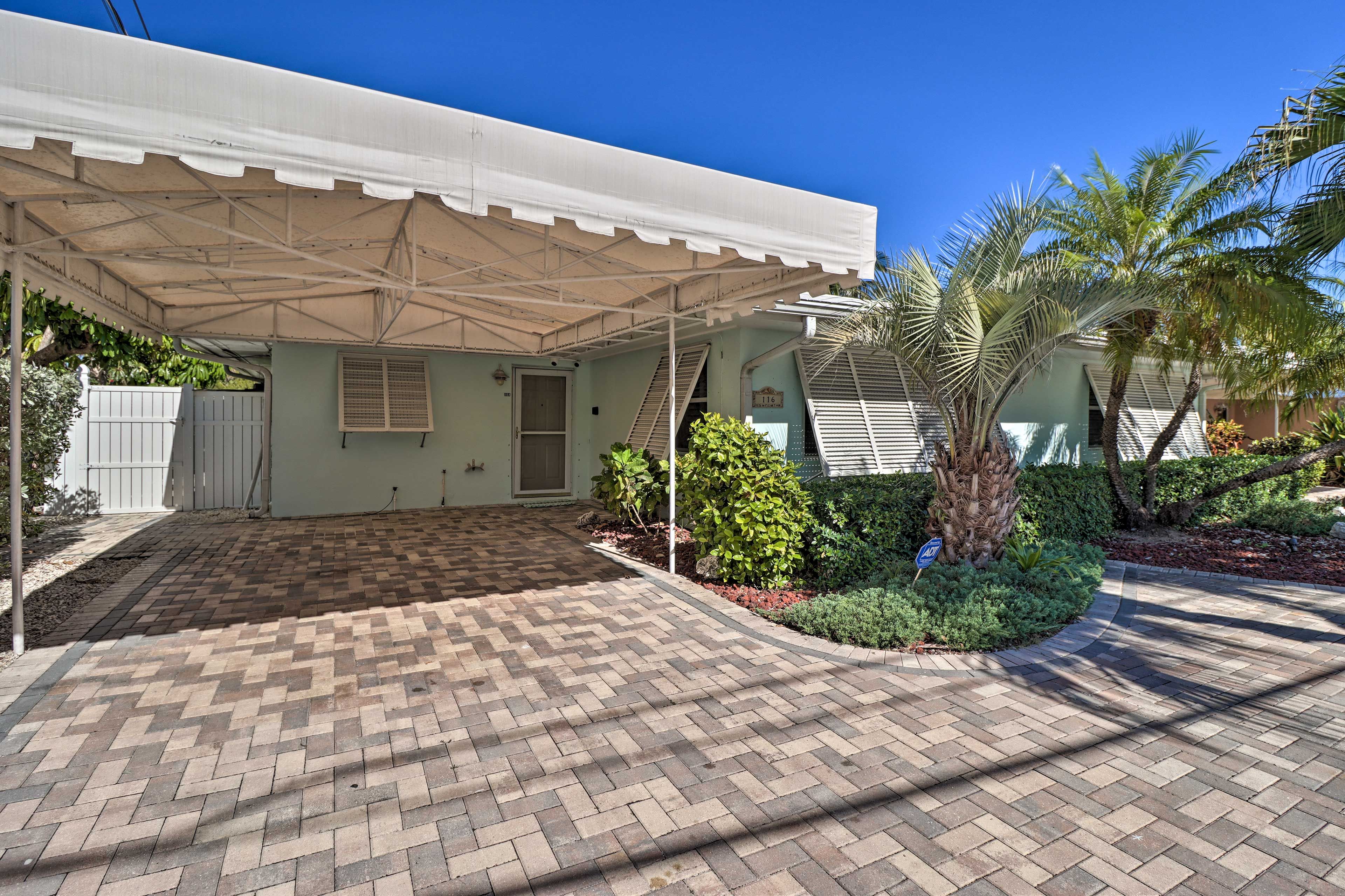 Duplex Exterior | Covered Driveway (2 Vehicles) | Trailer Allowed