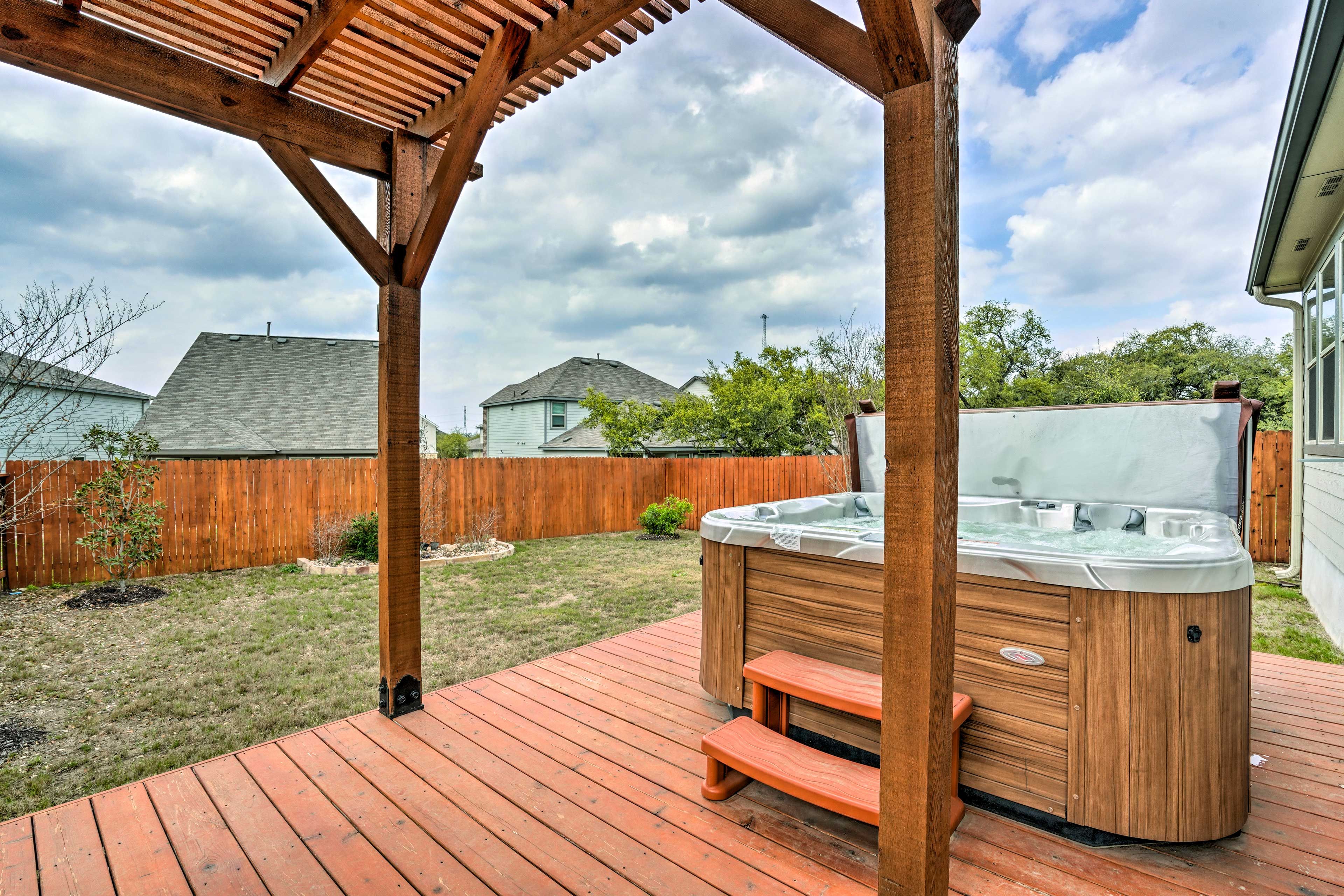 San Antonio Vacation Rental | 5BR | 3BA | 2,995 Sq Ft | Step-Free Entry