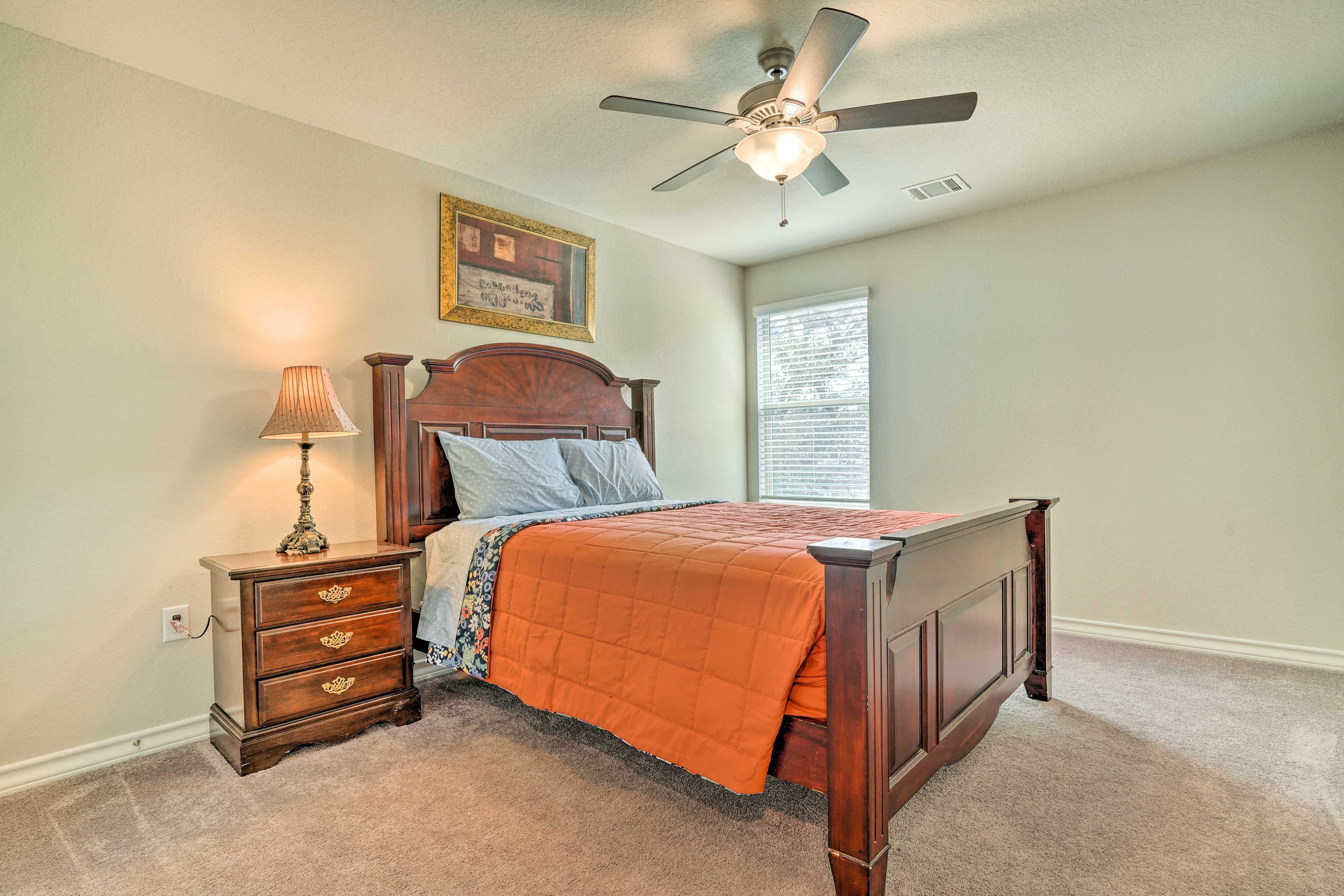 Bedroom 3 | Queen Bed | 2nd Floor