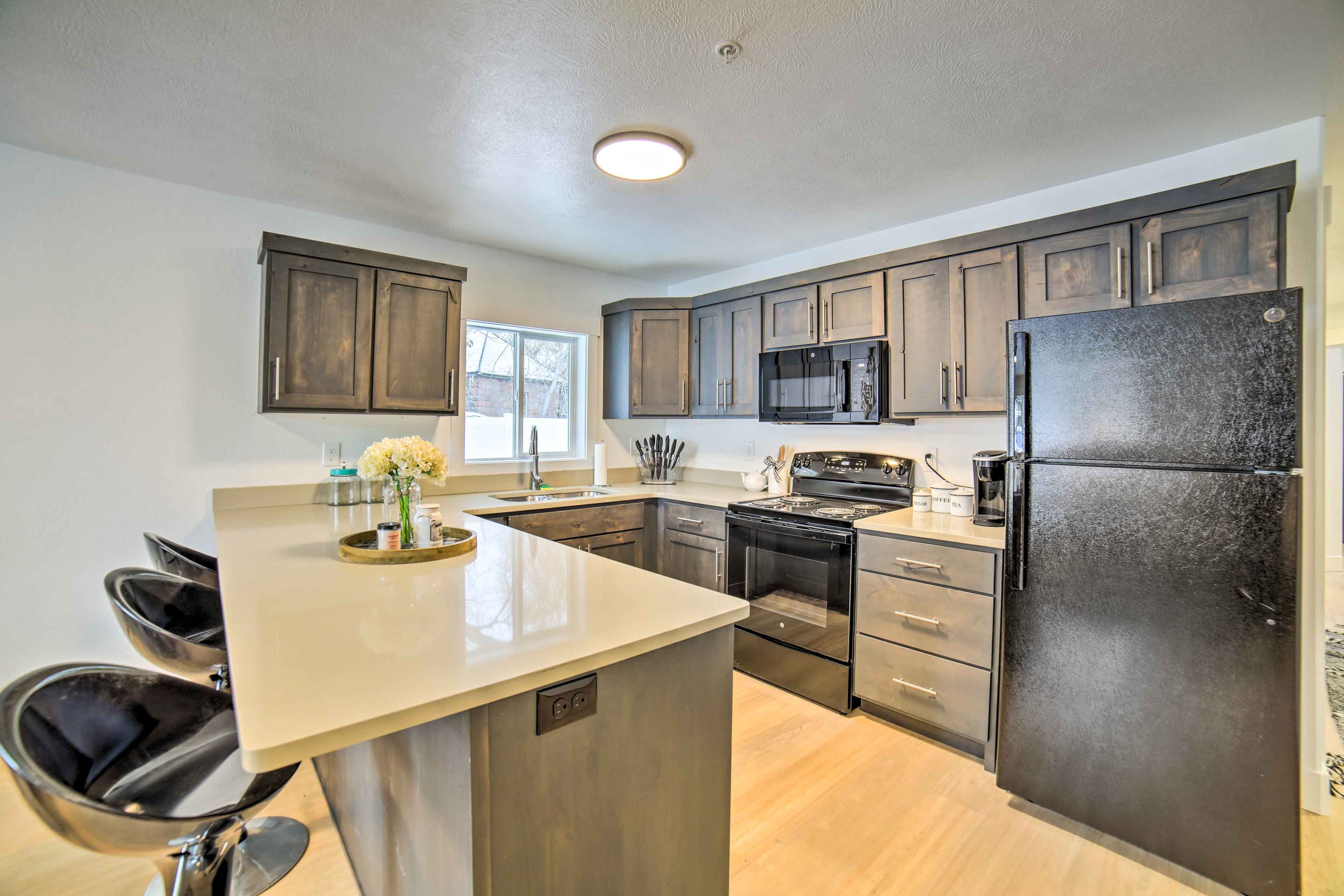 Kitchen | Coffee Maker | Toaster | Spices