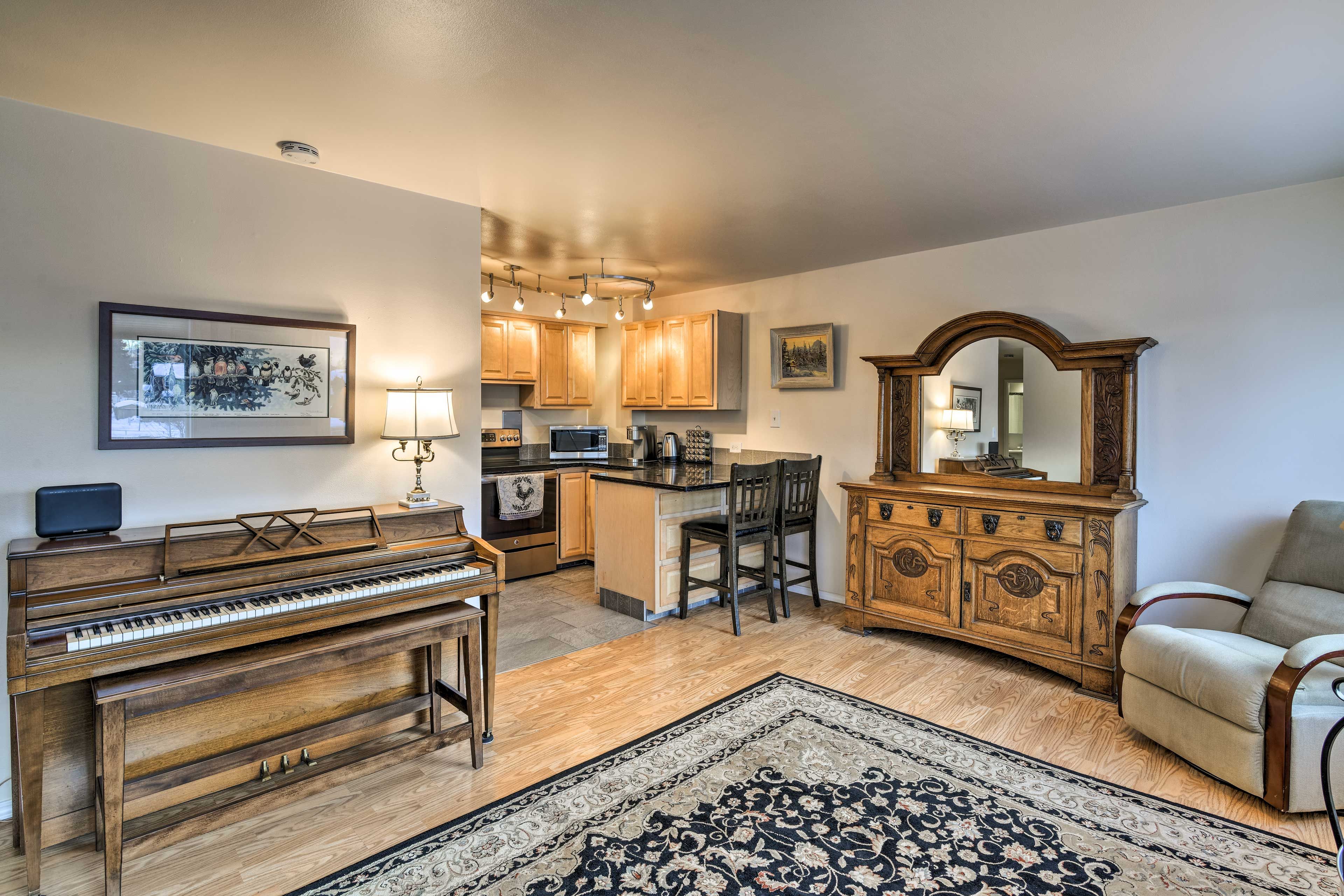 Anchorage Vacation Rental | 1BR | 1BA | 600 Sq Ft | Step-Free Access