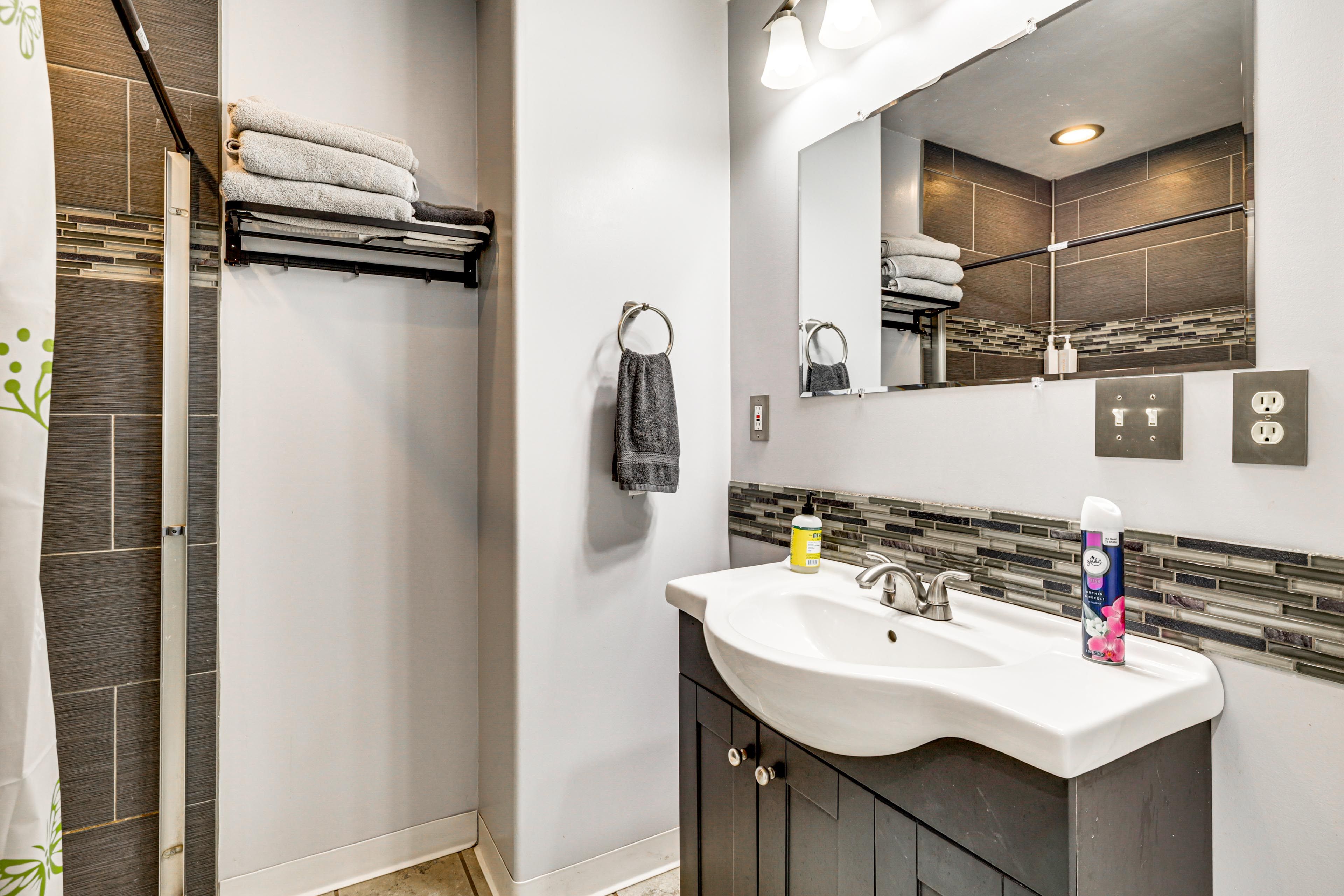 Full Bathroom