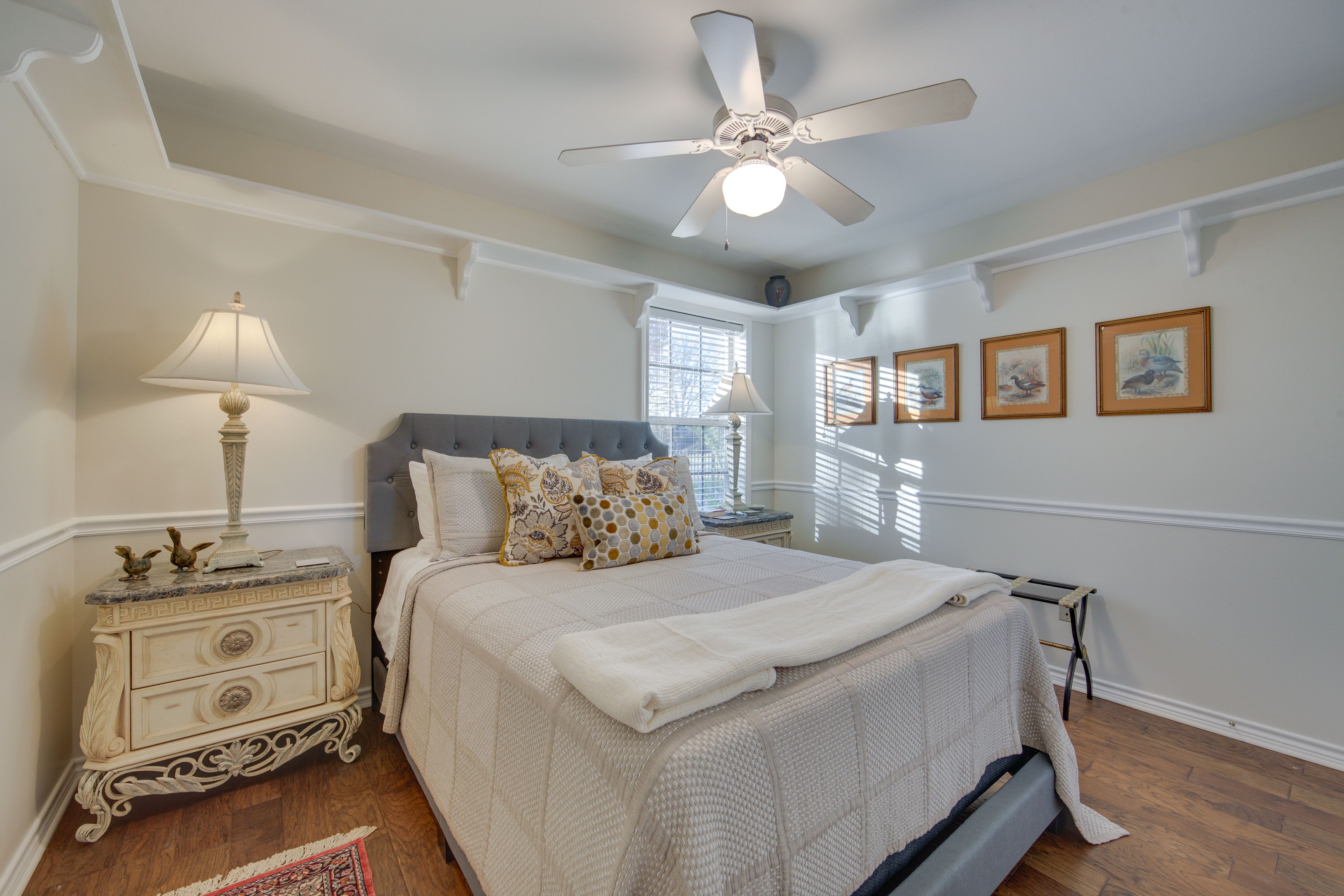 Bedroom 2 | Queen Bed