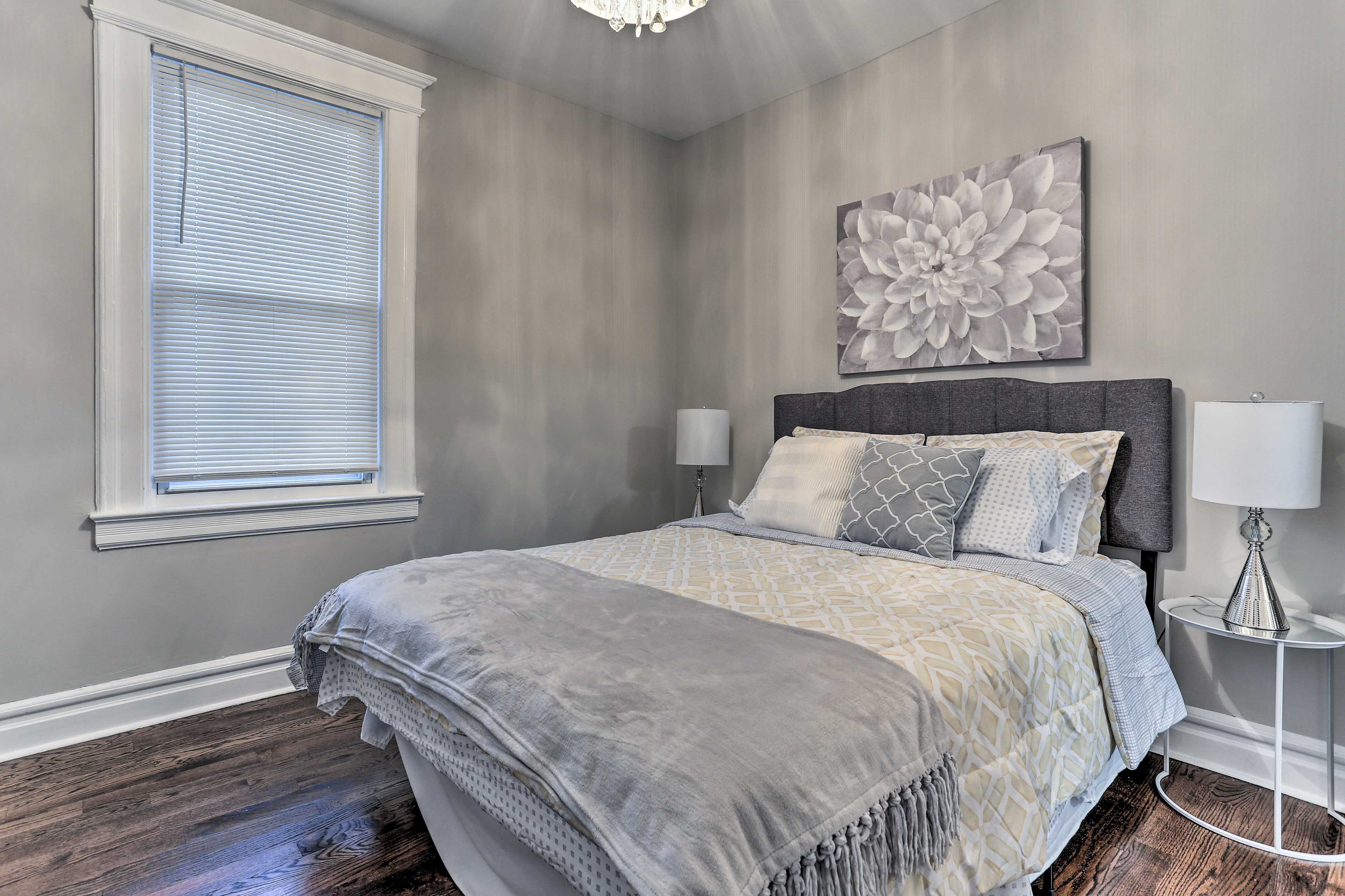 Bedroom 1 | Queen Bed | Linens Provided
