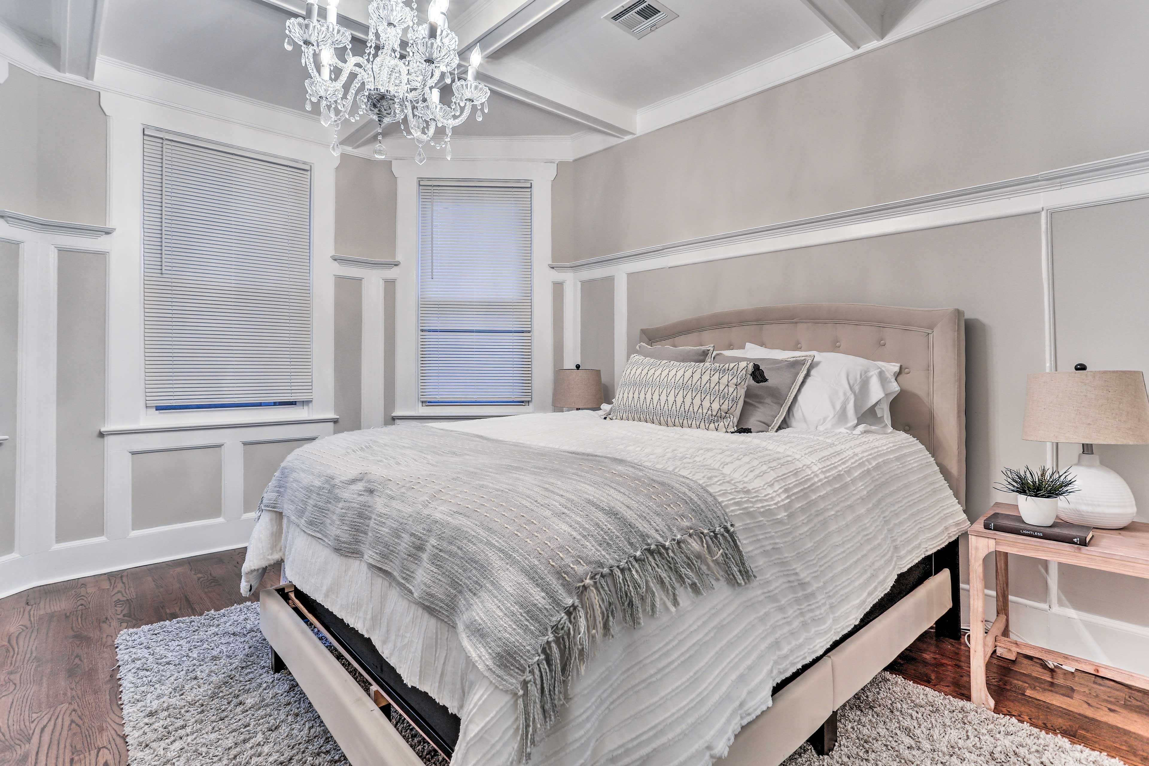 Bedroom 3 | Queen Bed