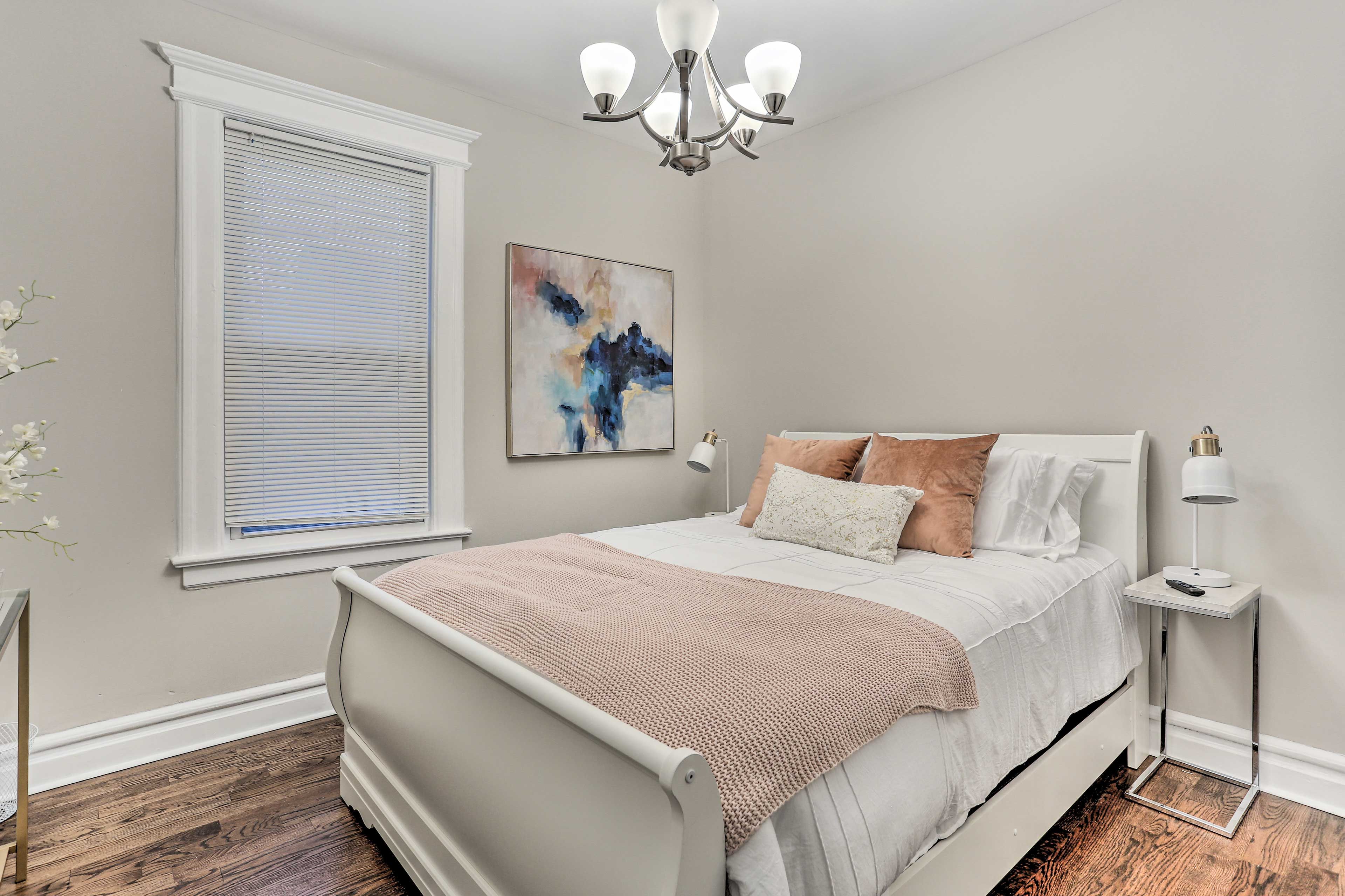 Bedroom 3 | Queen Bed