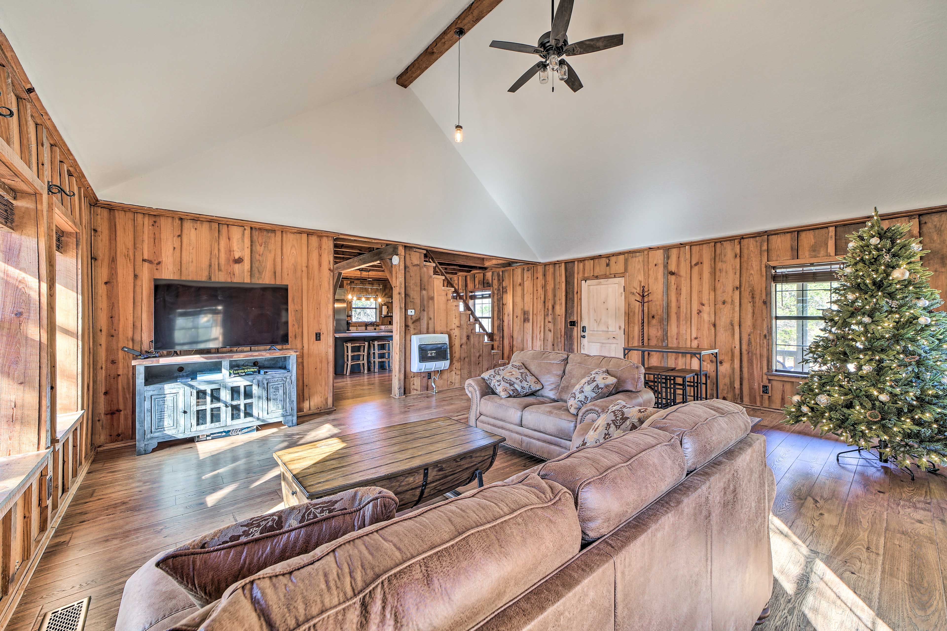 Wilburton Vacation Rental | 2BR | 2BA | 2,000 Sq Ft | Stairs Required for Access