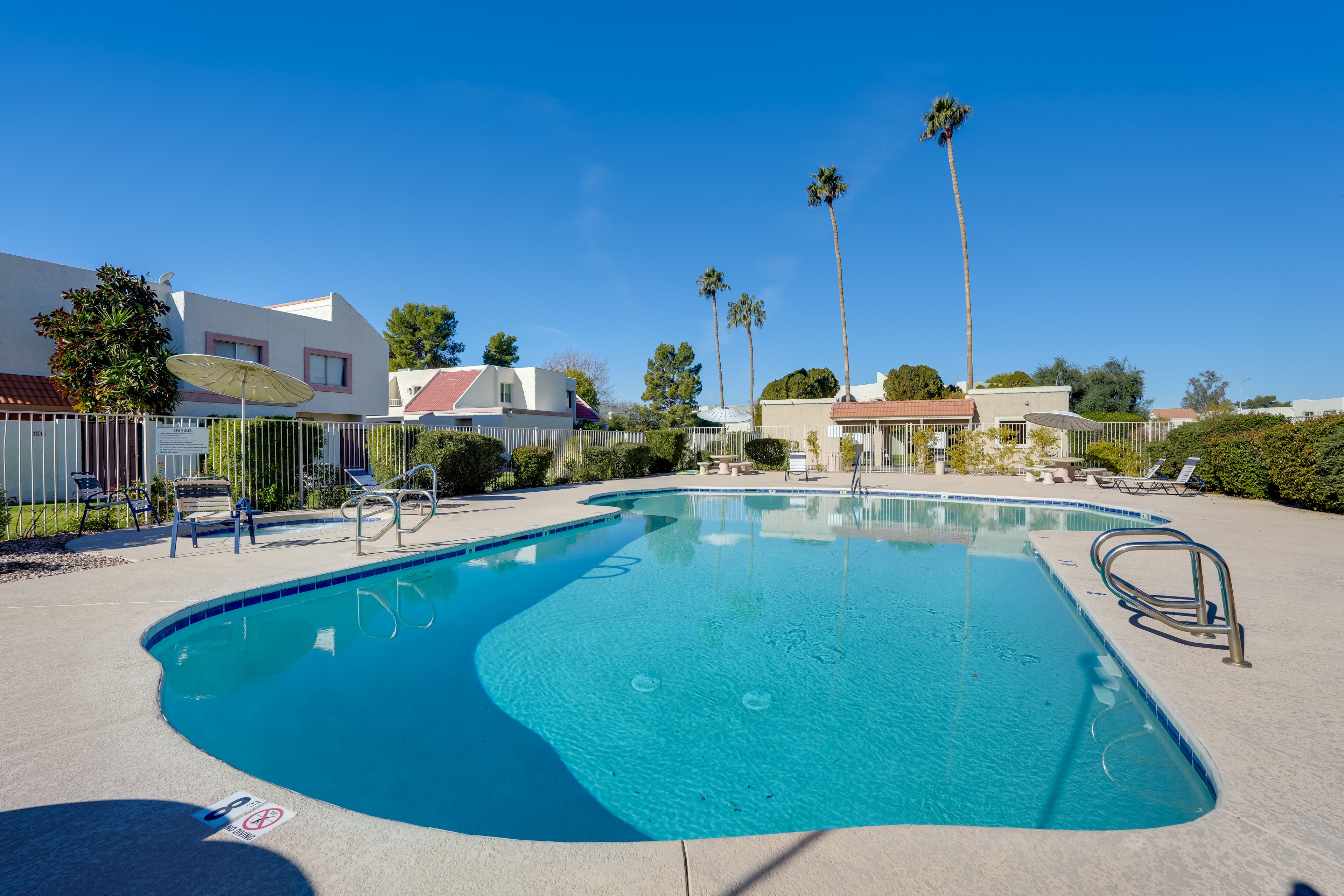 Community Outdoor Pool