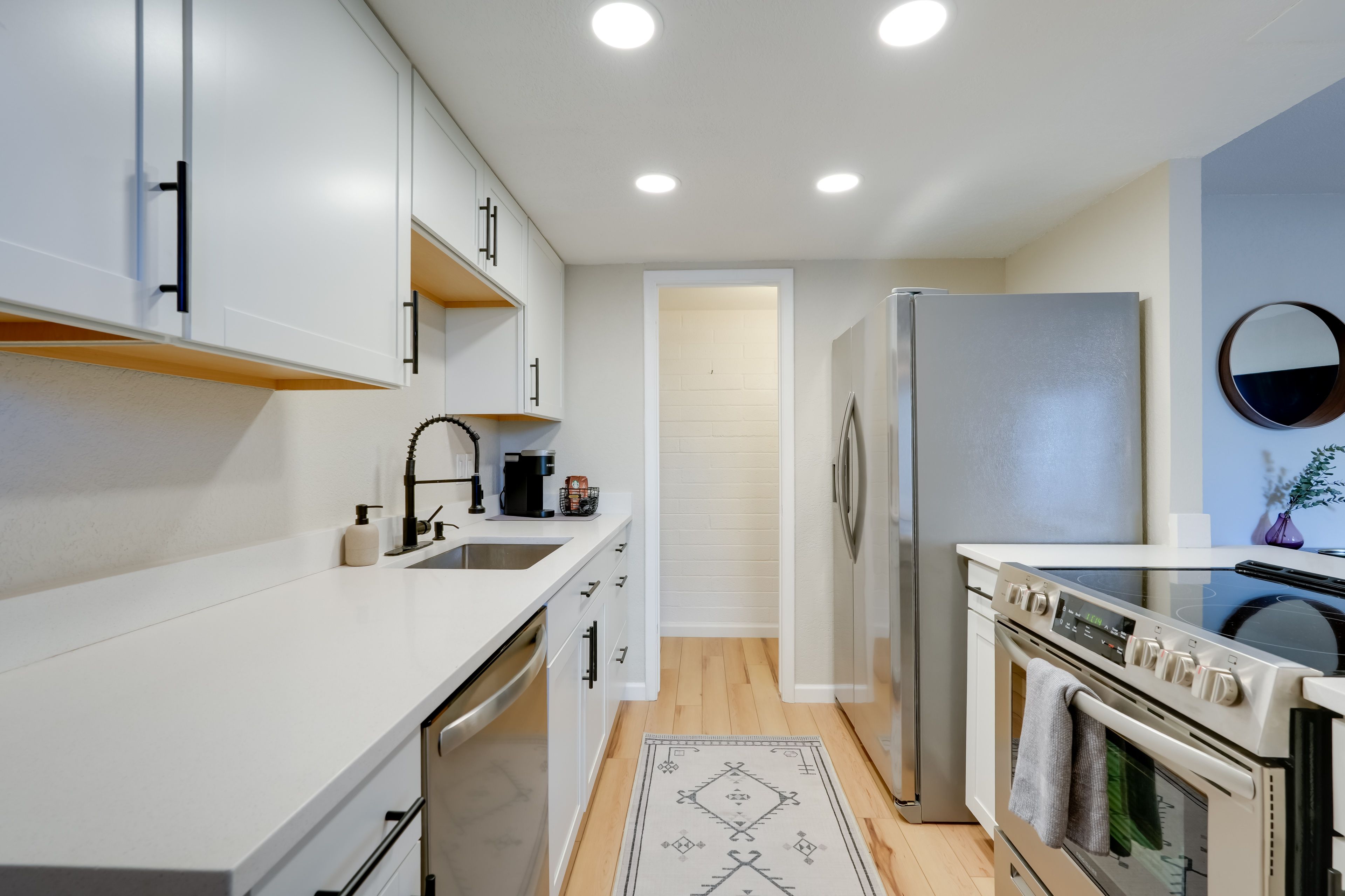 Kitchen | Cooking Basics | Spices | Paper Towels/Trash Bags Provided