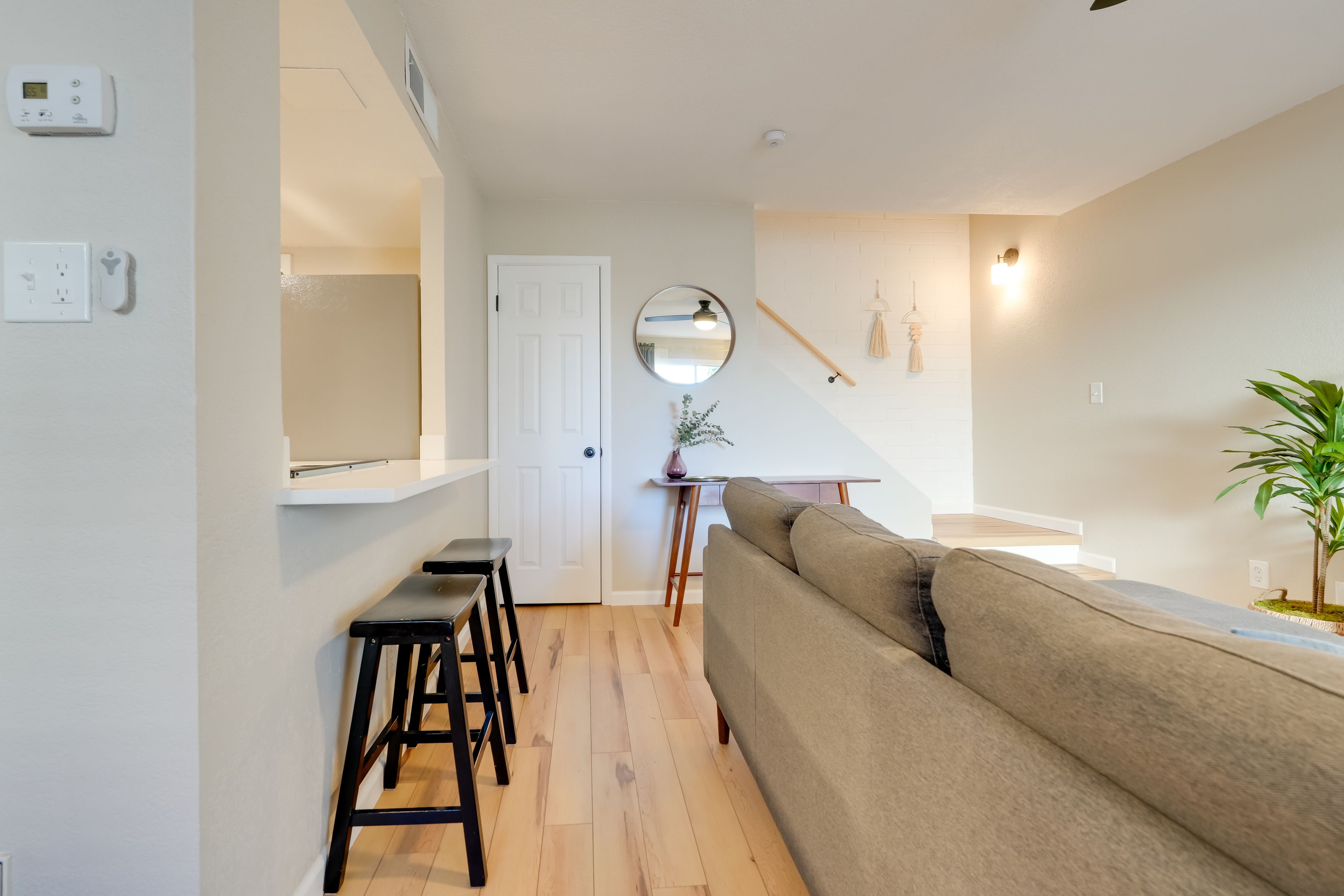 Countertop Dining Area