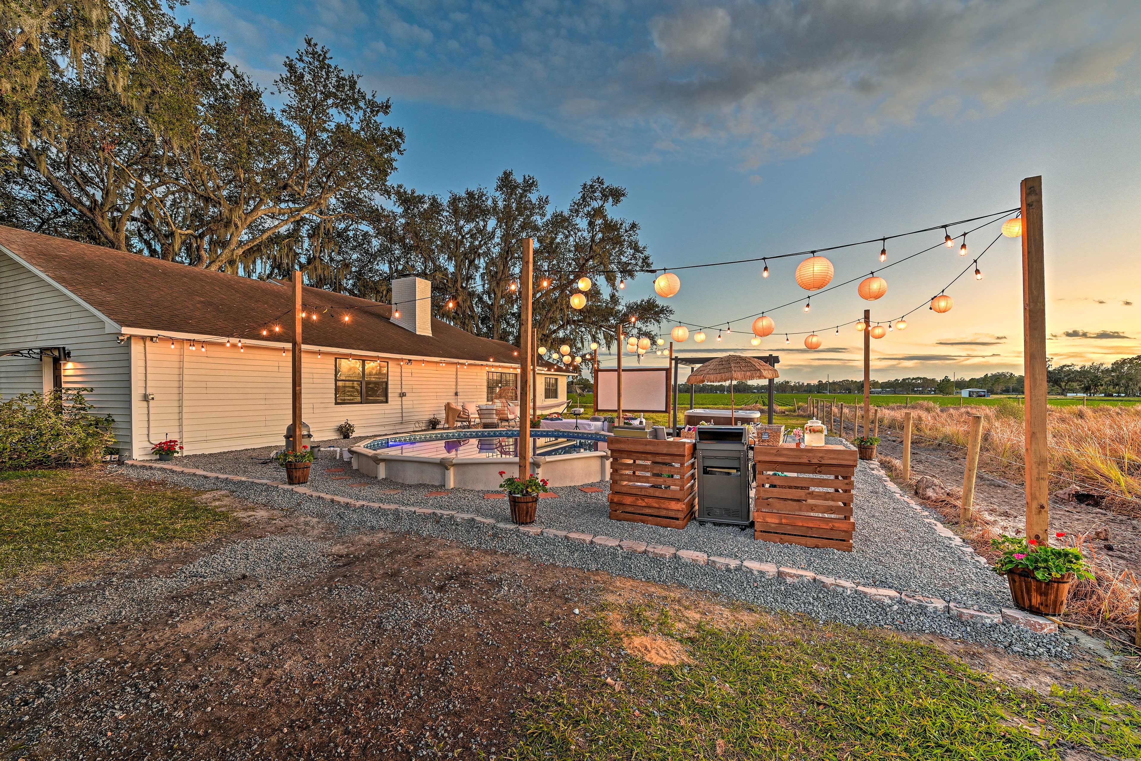 Backyard | Pool | Hot Tub | Outdoor Media & Speakers | Fire Pit | Gas Grill