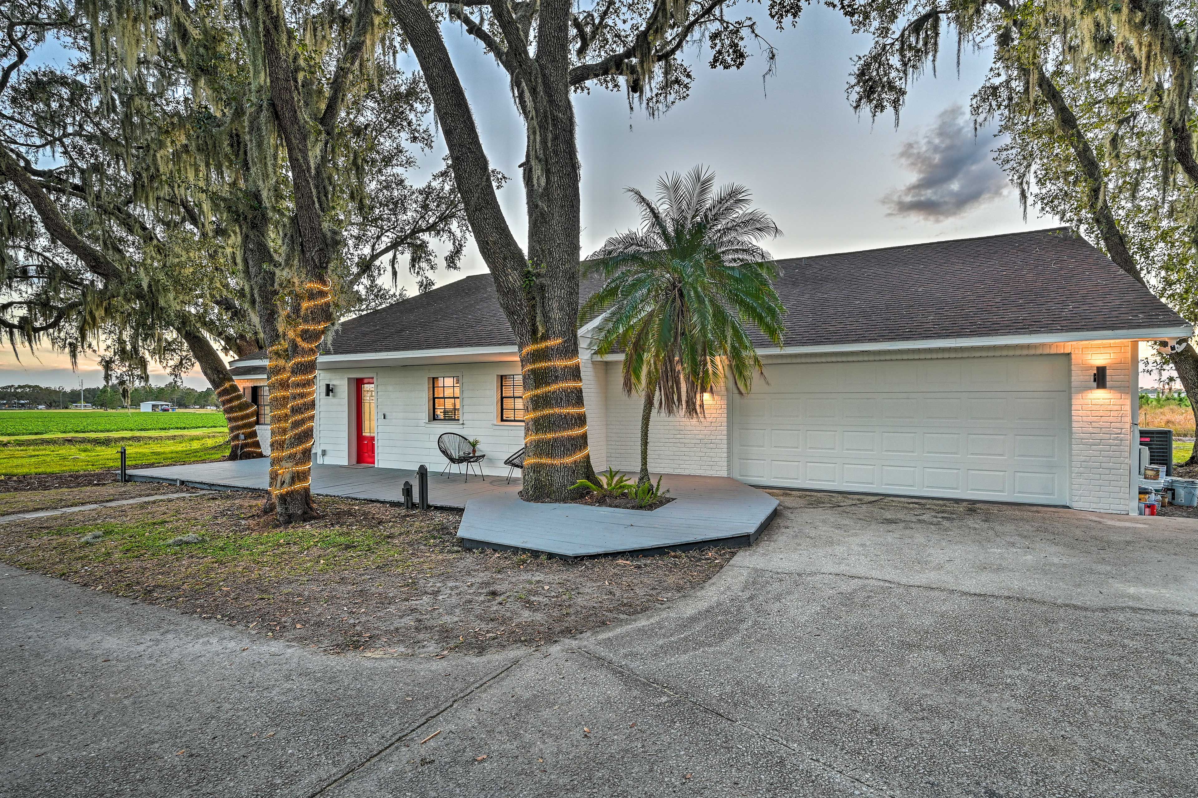 Parking | Driveway (6 Vehicles) | RV/Trailer Parking | Street Parking Available