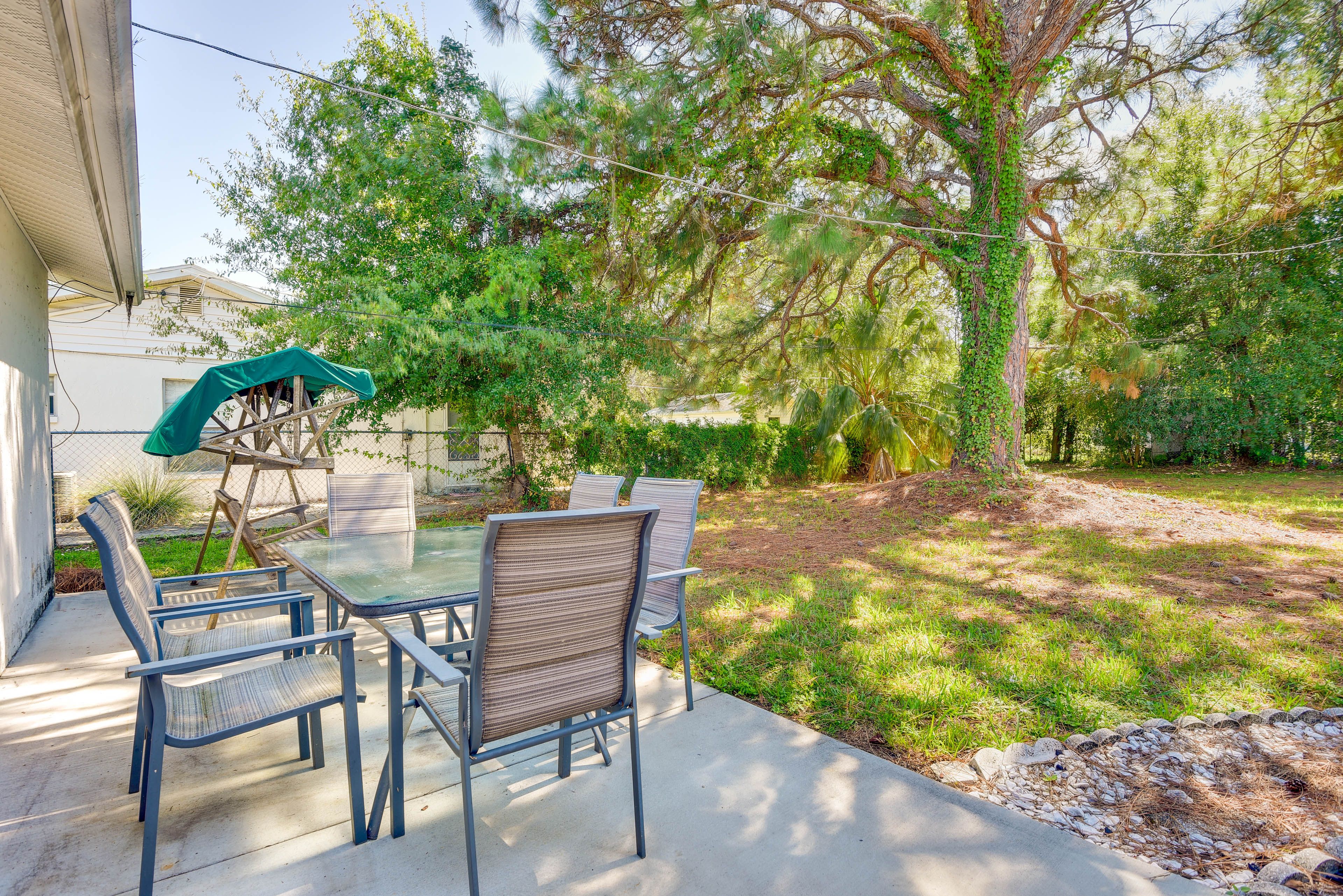 Fenced Backyard | Pets Welcome w/ Fee | Outdoor Dining Area | Fire Pit