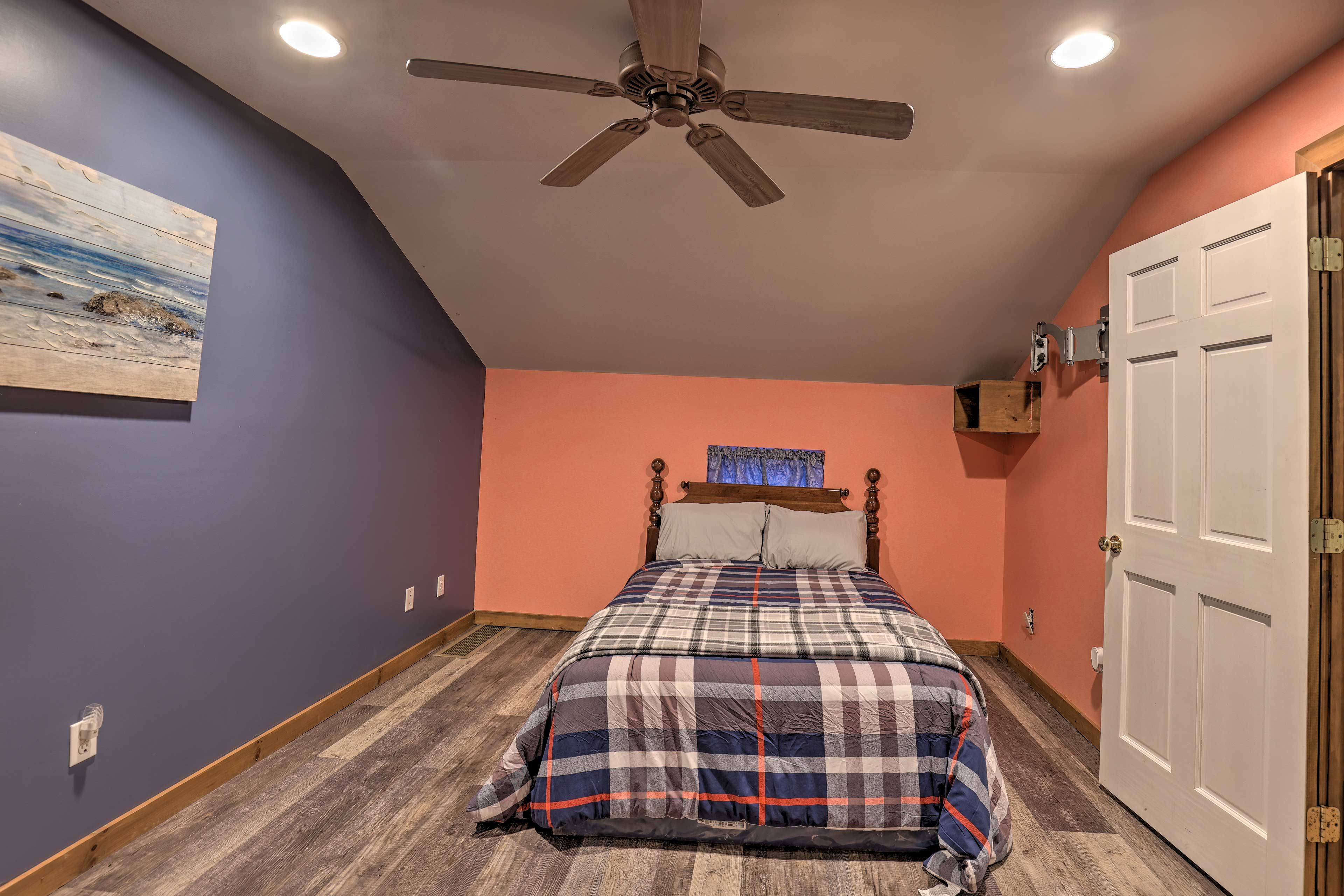 Bedroom 3 | 2nd Floor | Full Bed, Twin XL Bed