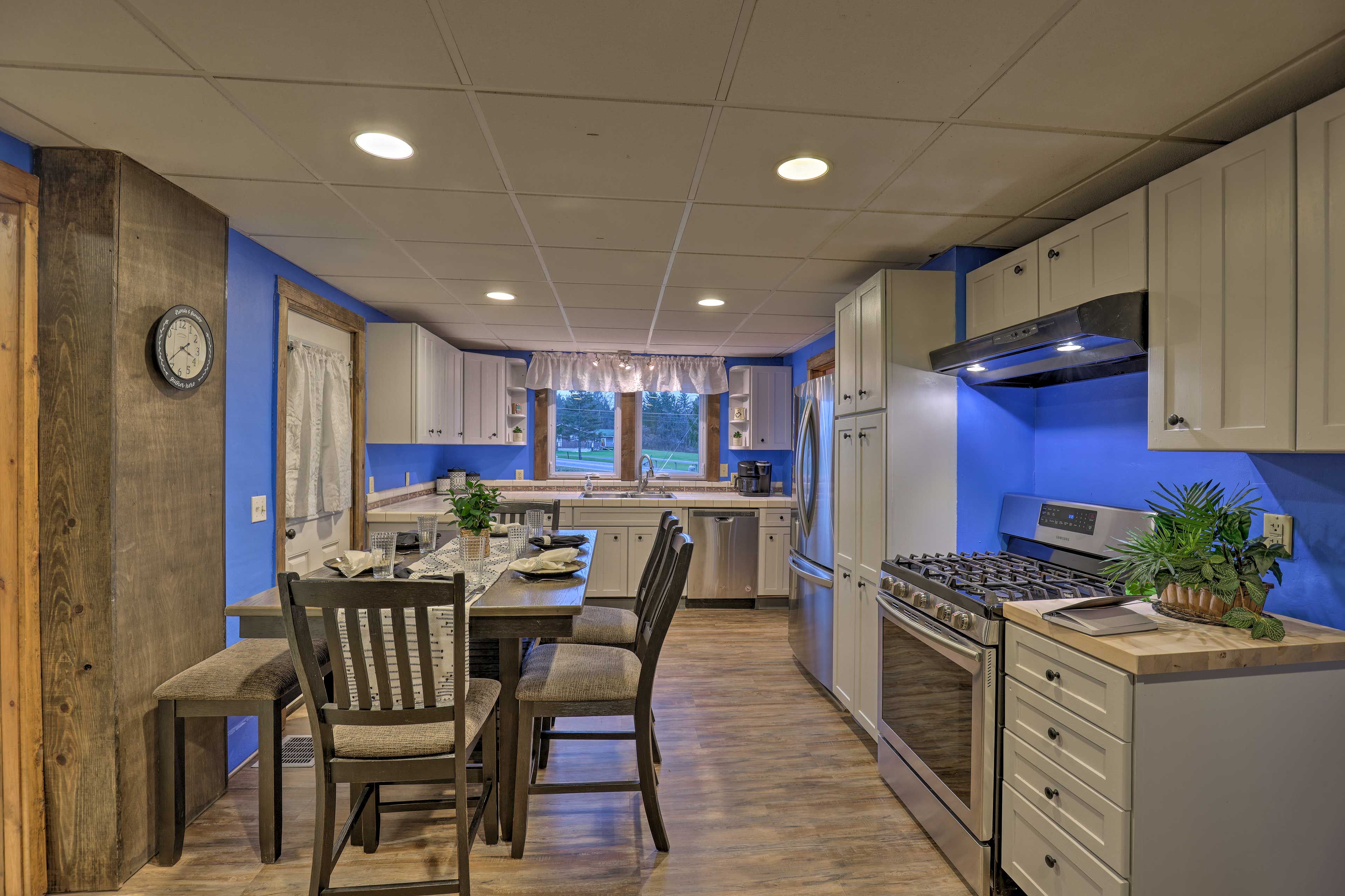 Kitchen & Dining Area | Dishware & Flatware | Cooking Basics