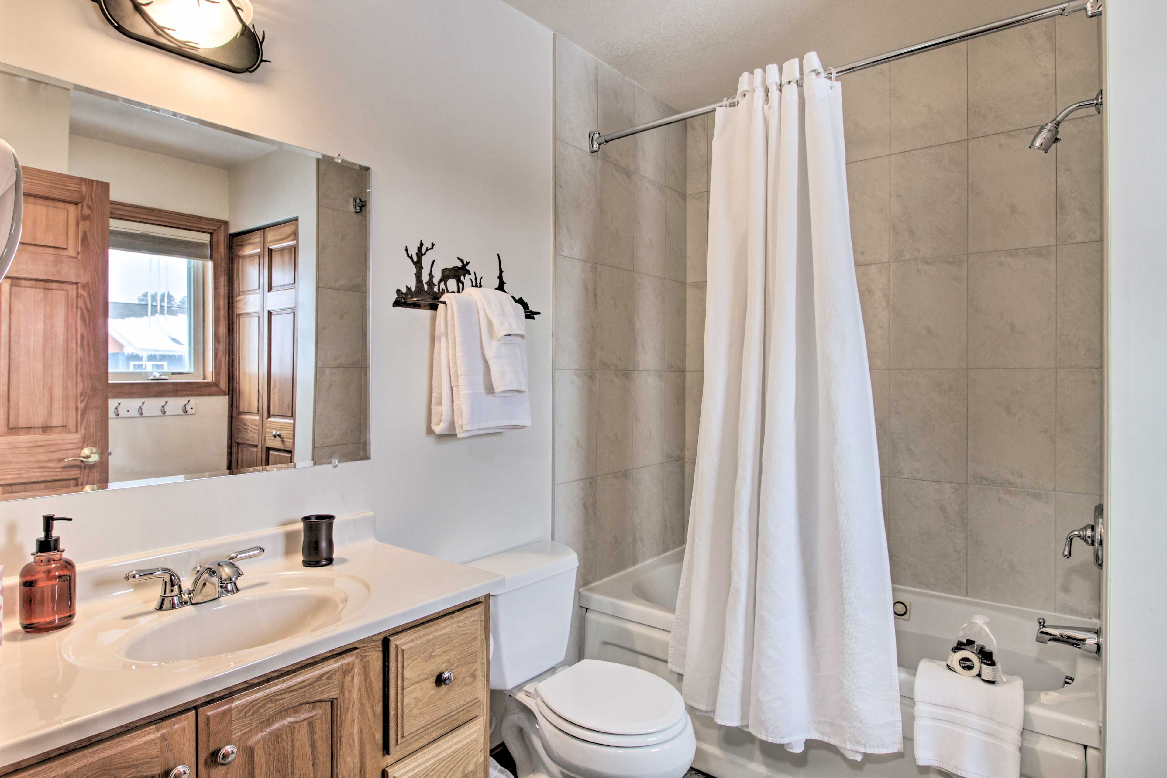 Full Bathroom