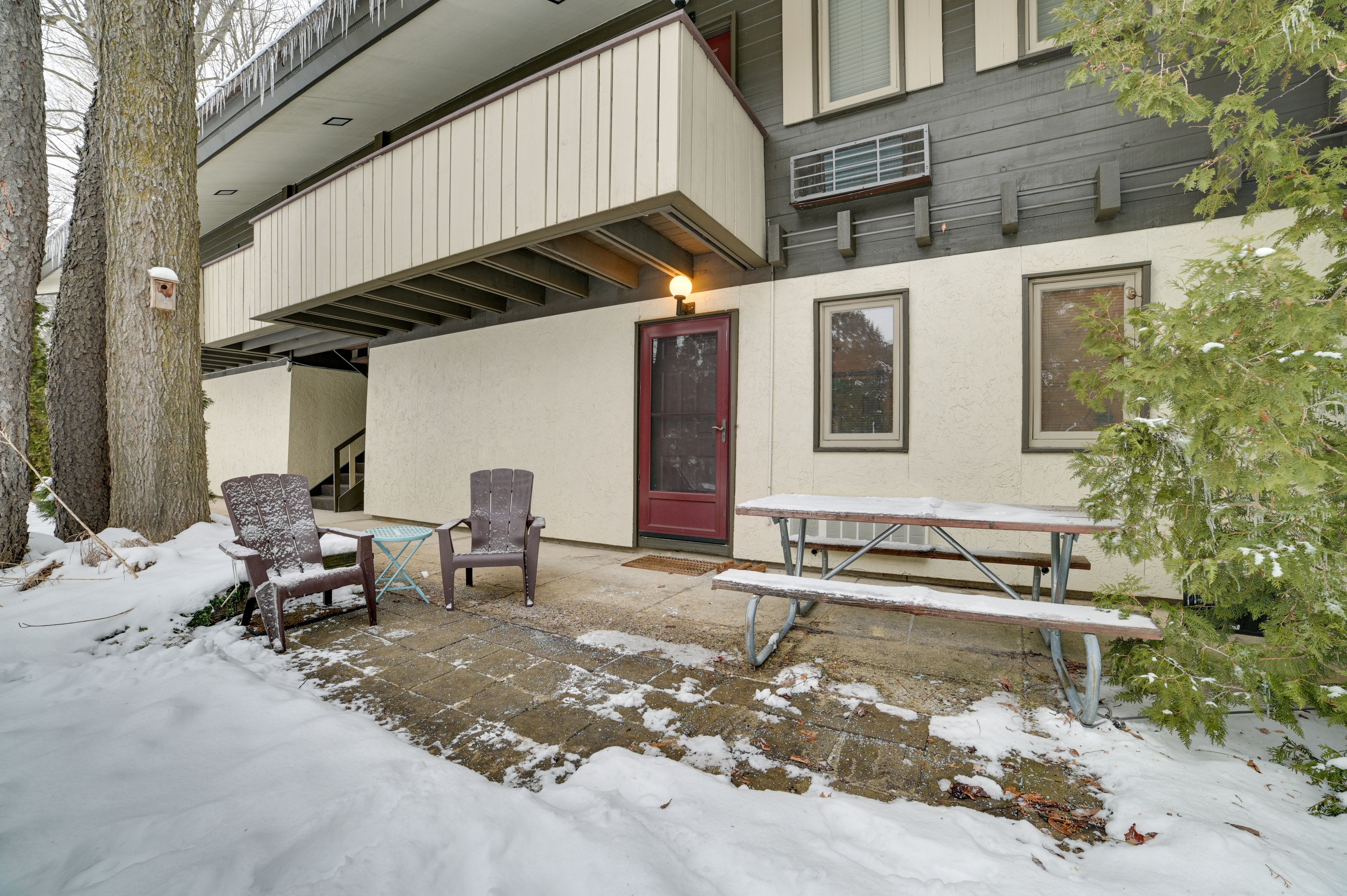 Exterior | Steps From Chairlift