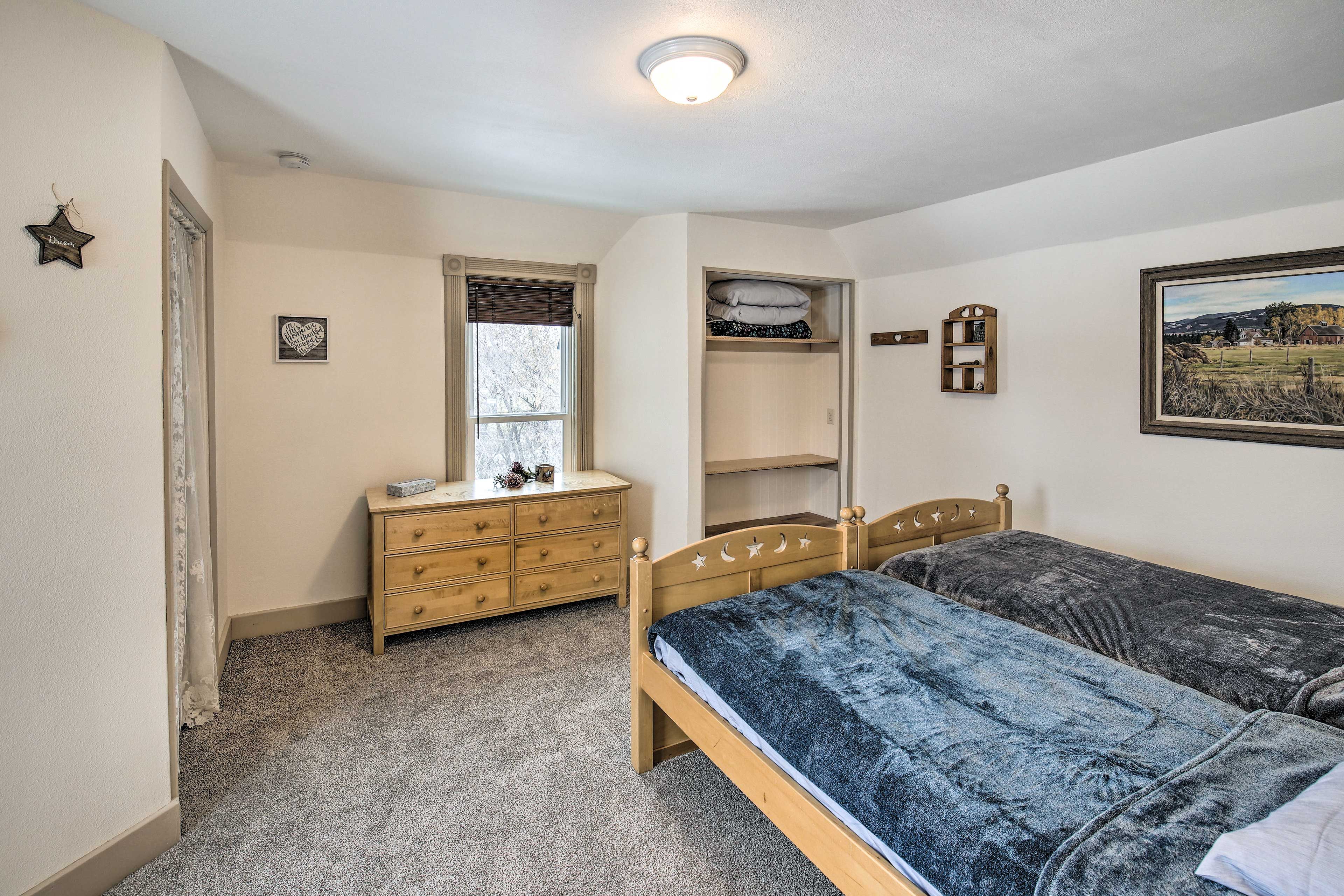 Bedroom 3 | 2 Twin Beds