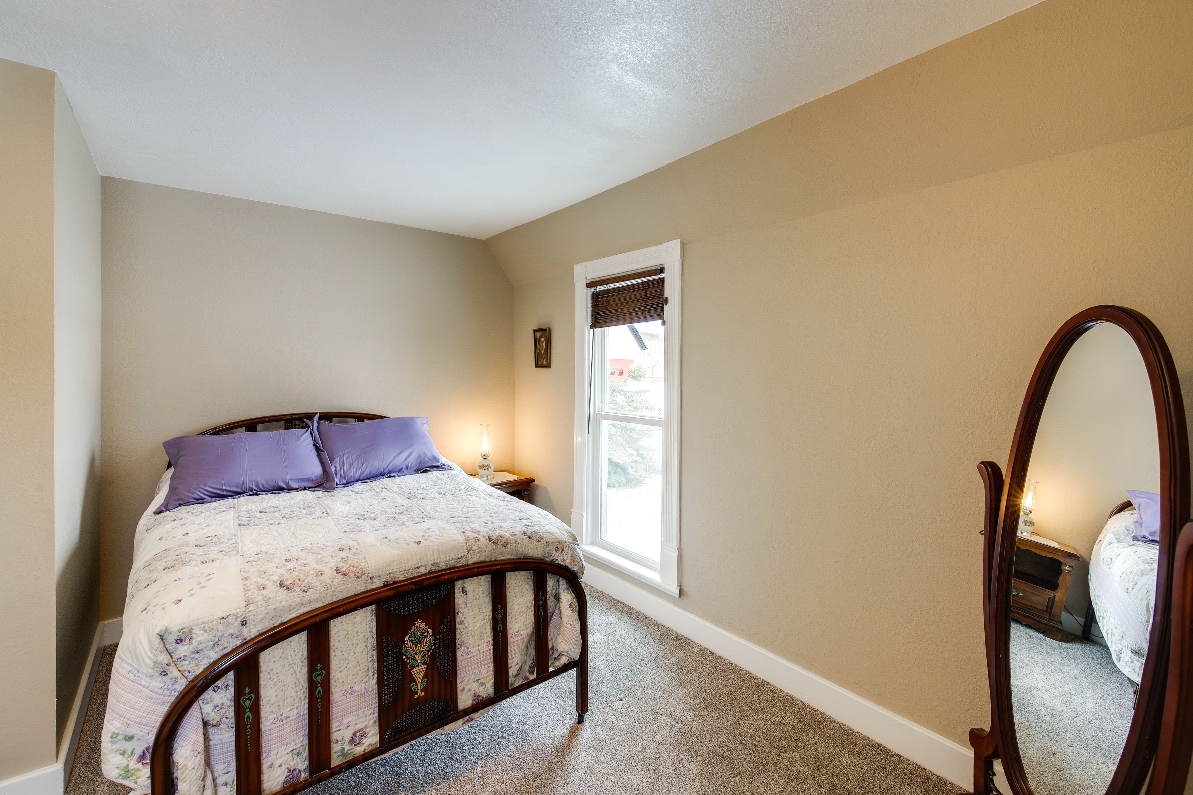 Bedroom 2 | Full Bed