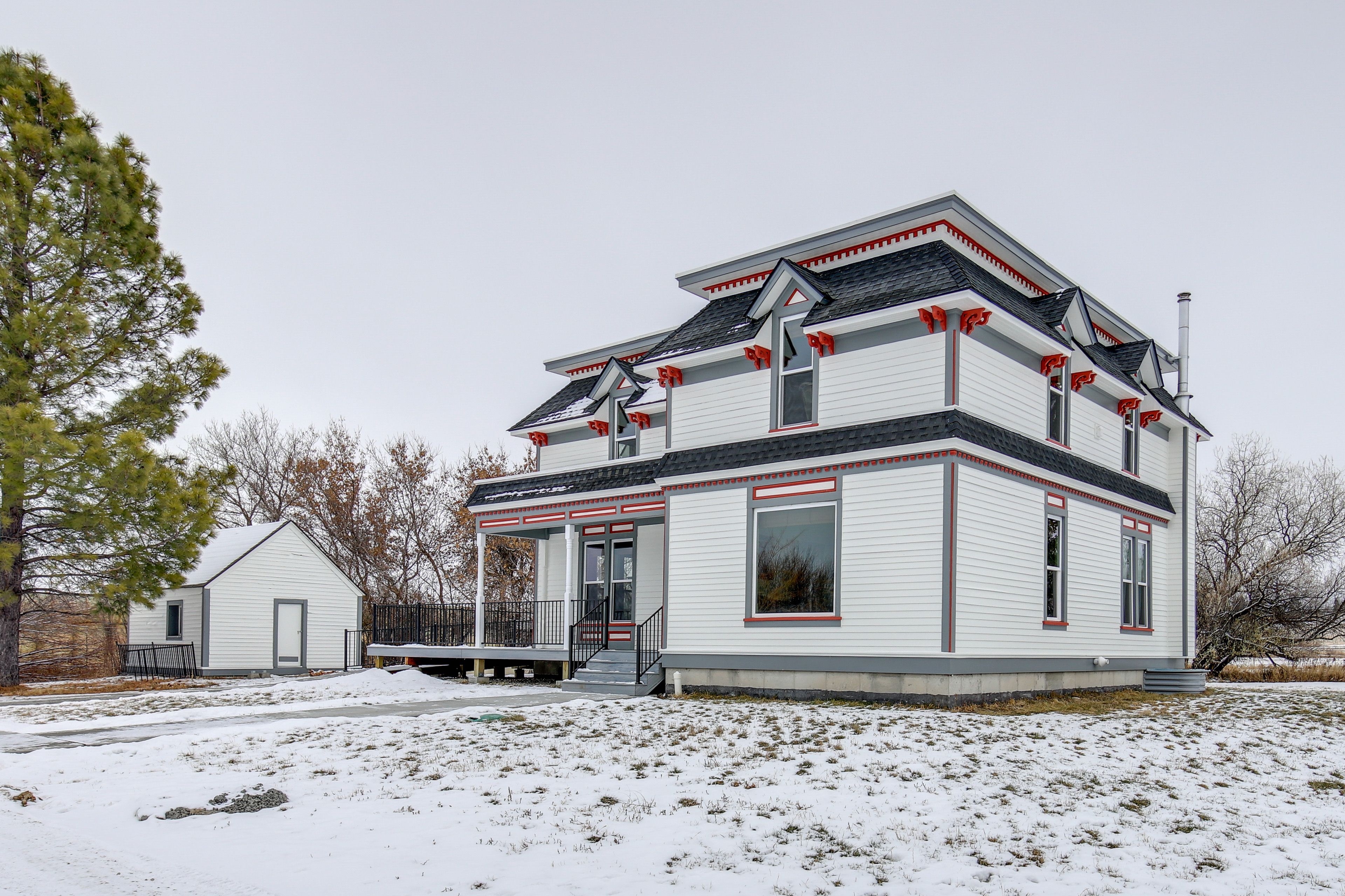 Parking | Driveway (4 Vehicles)