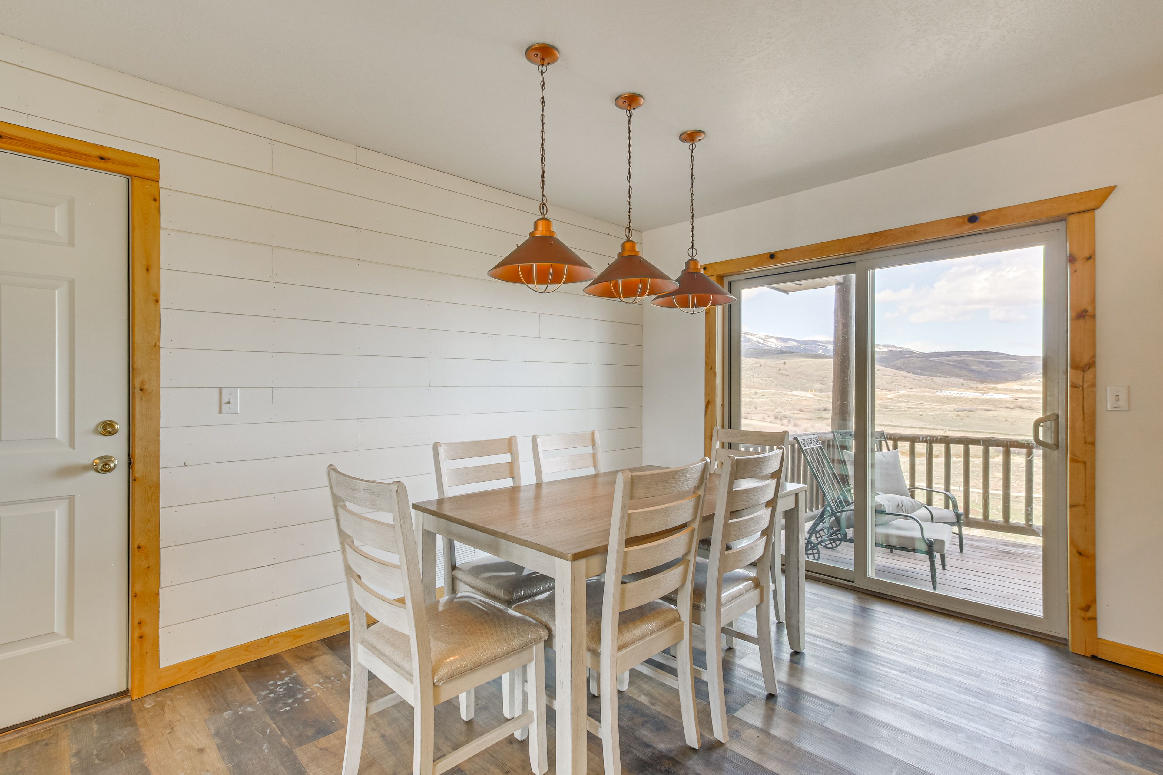 Dining Area | Main Level