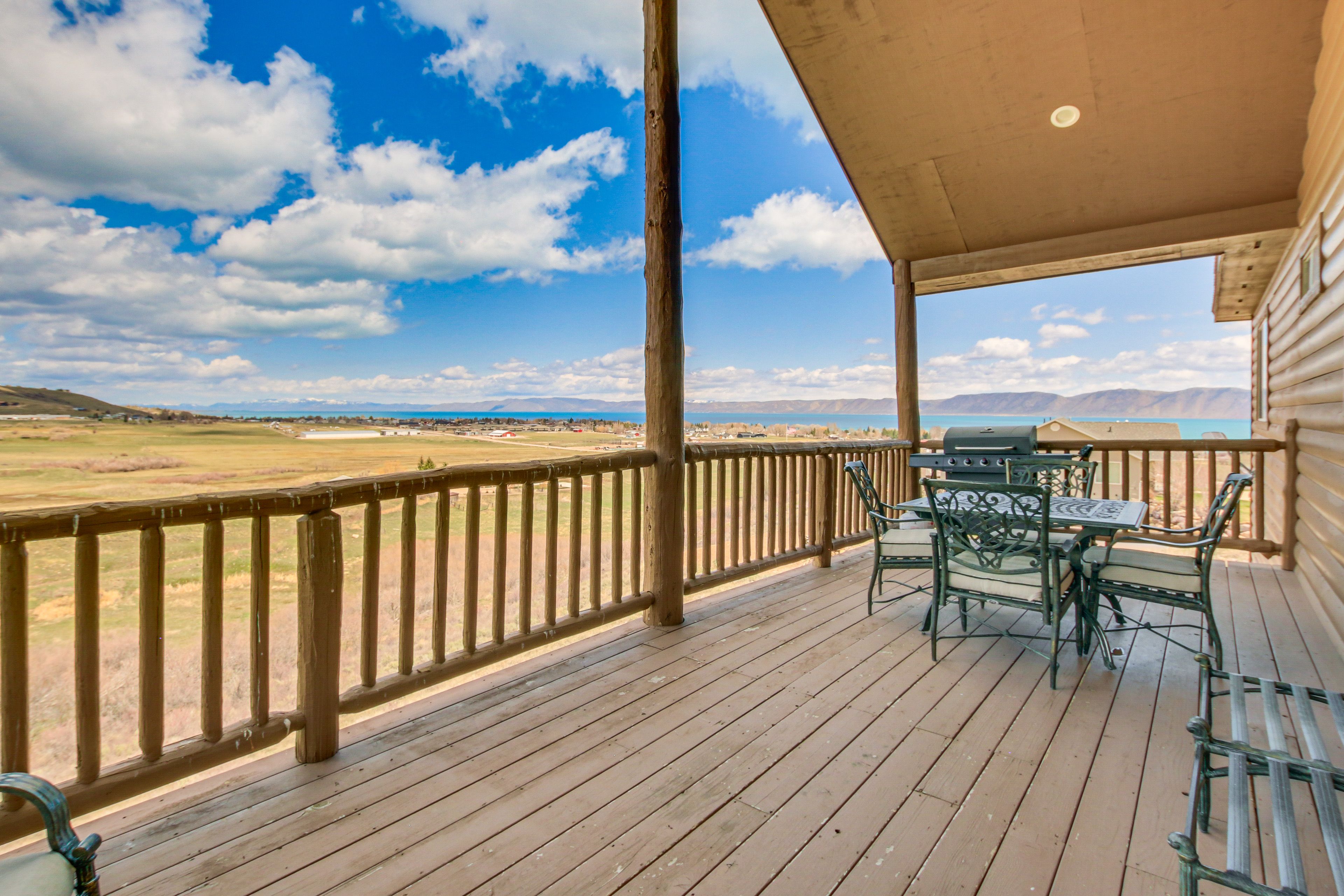 Garden City Vacation Rental | 4BR | 4BA | 4,100 Sq Ft | 1 Step to Enter