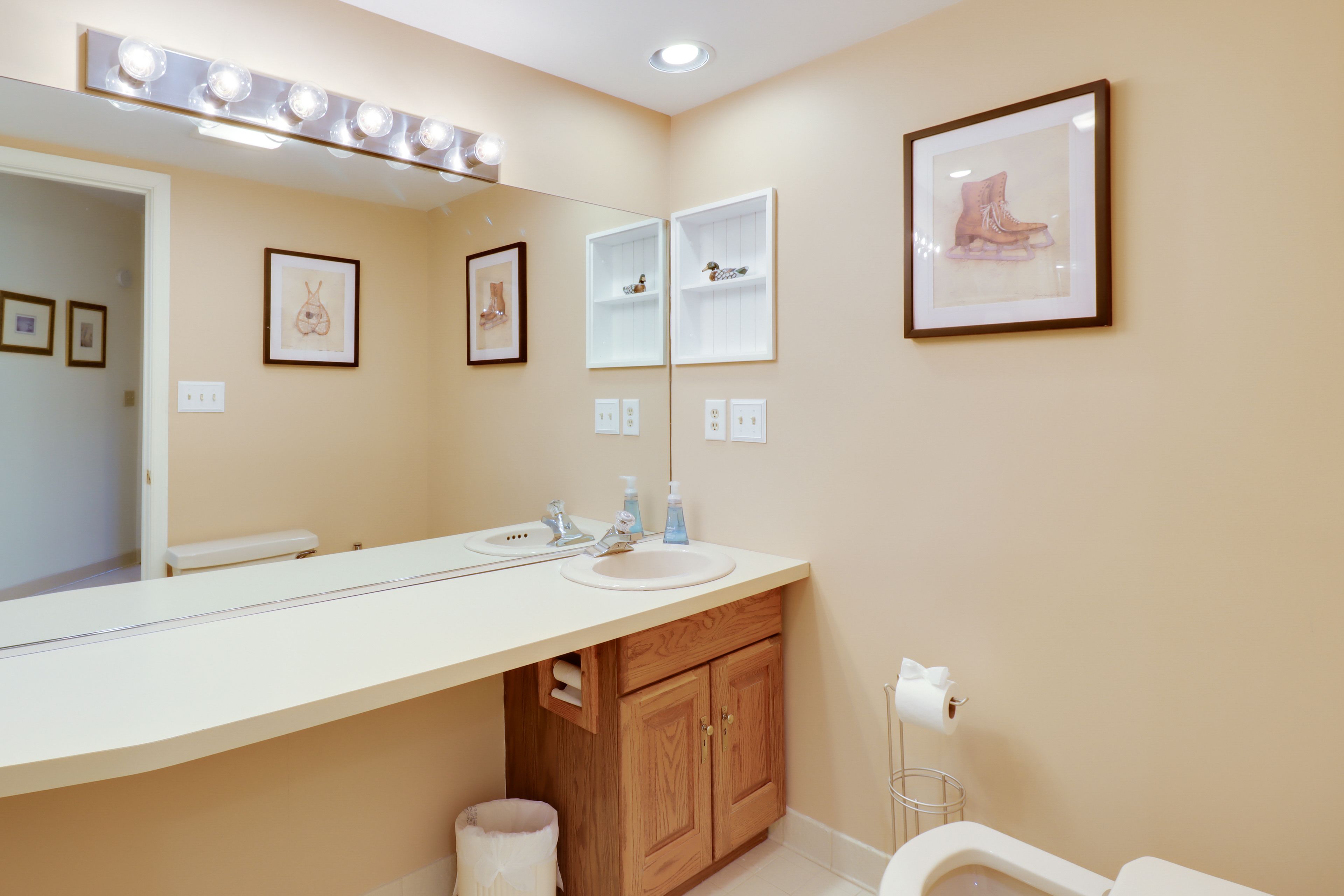 En-Suite Bathroom