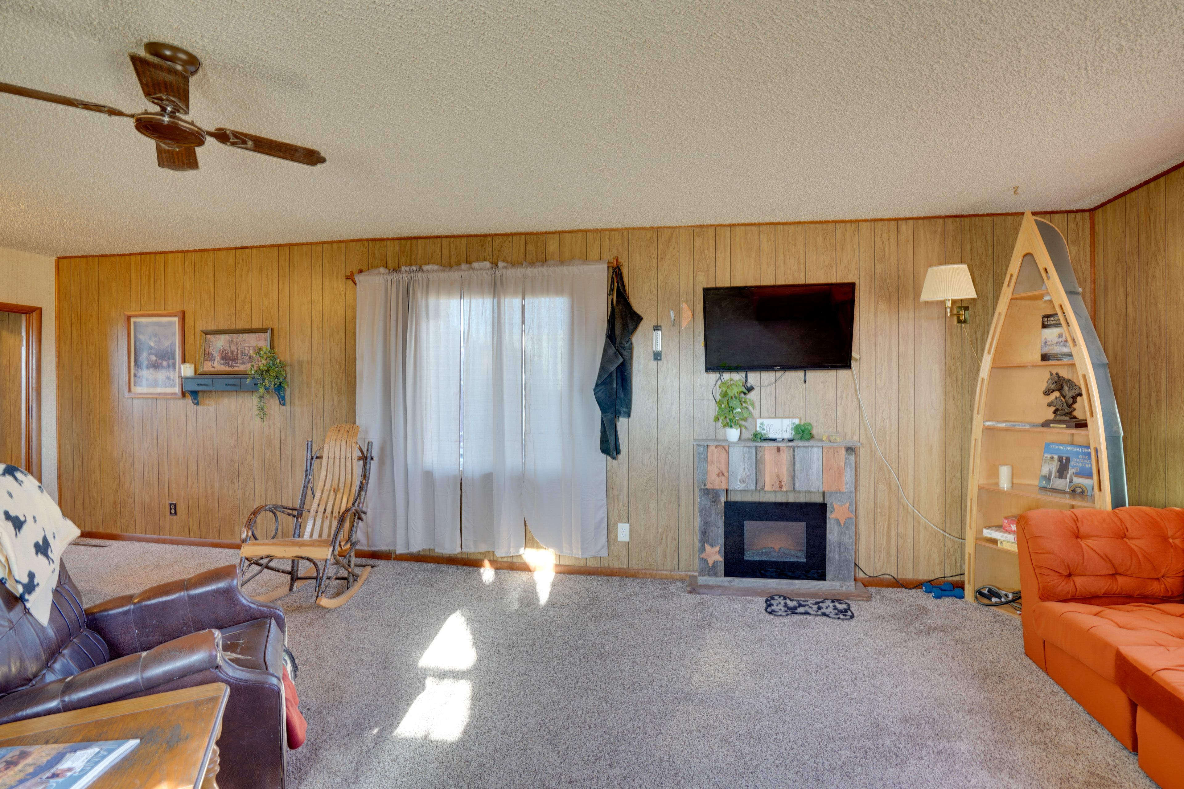 Living Room | Electric Fireplace | Smart TV