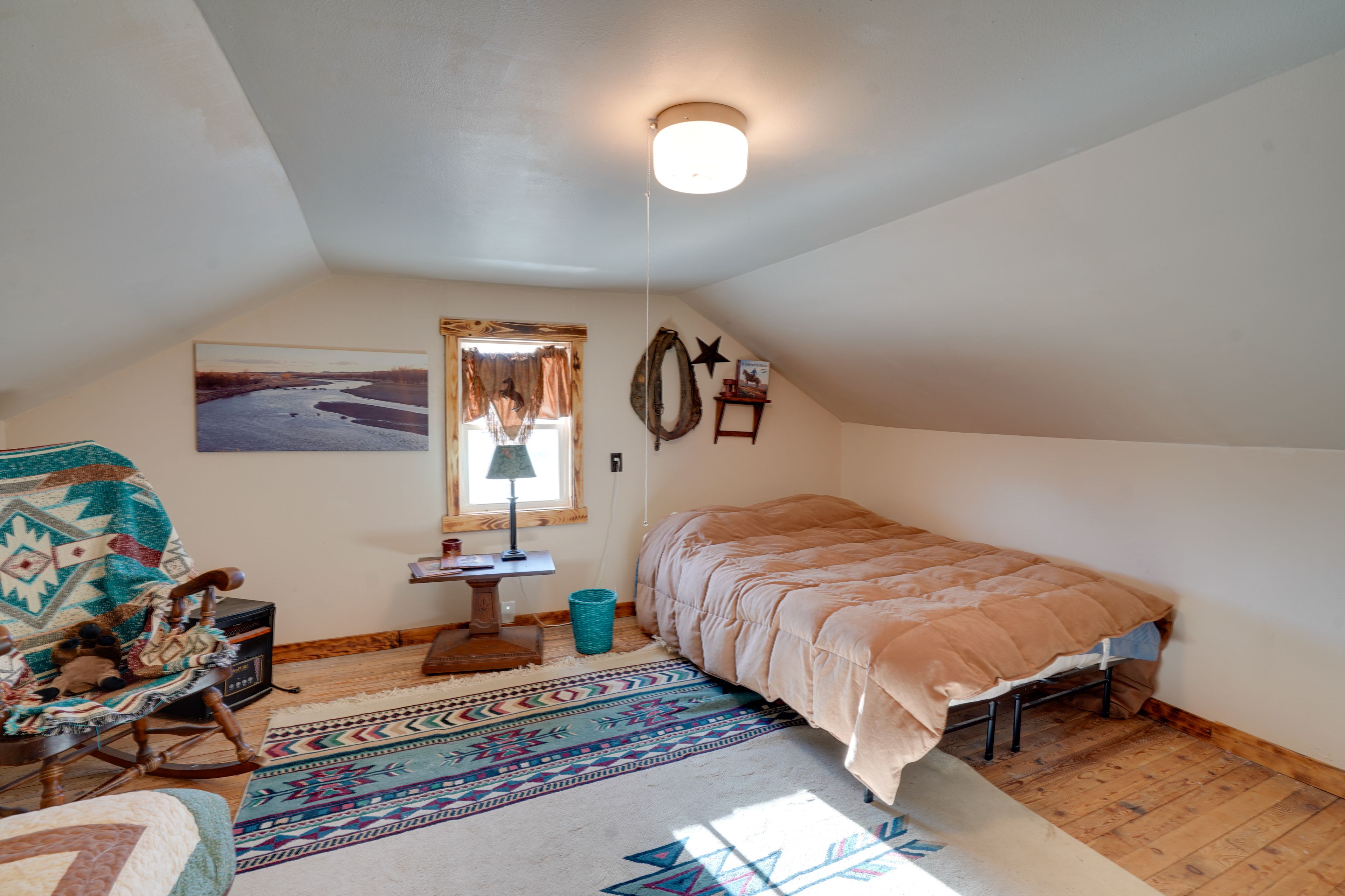 Bedroom 4 | Full Bed | Twin Bed | 2nd Floor