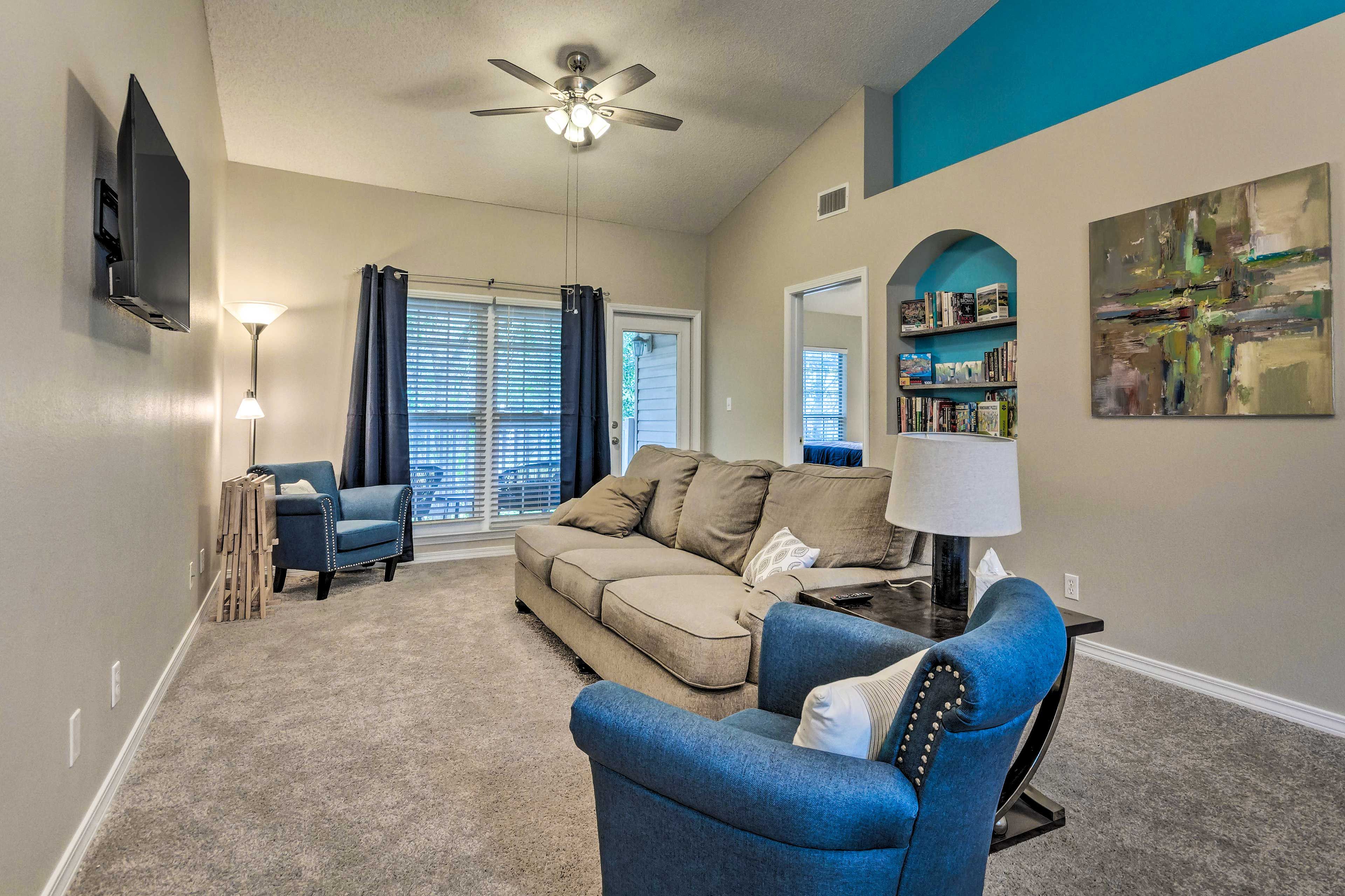 Pensacola Vacation Rental | 2BR | 2BA | 1,000 Sq Ft | Stairs Required to Access