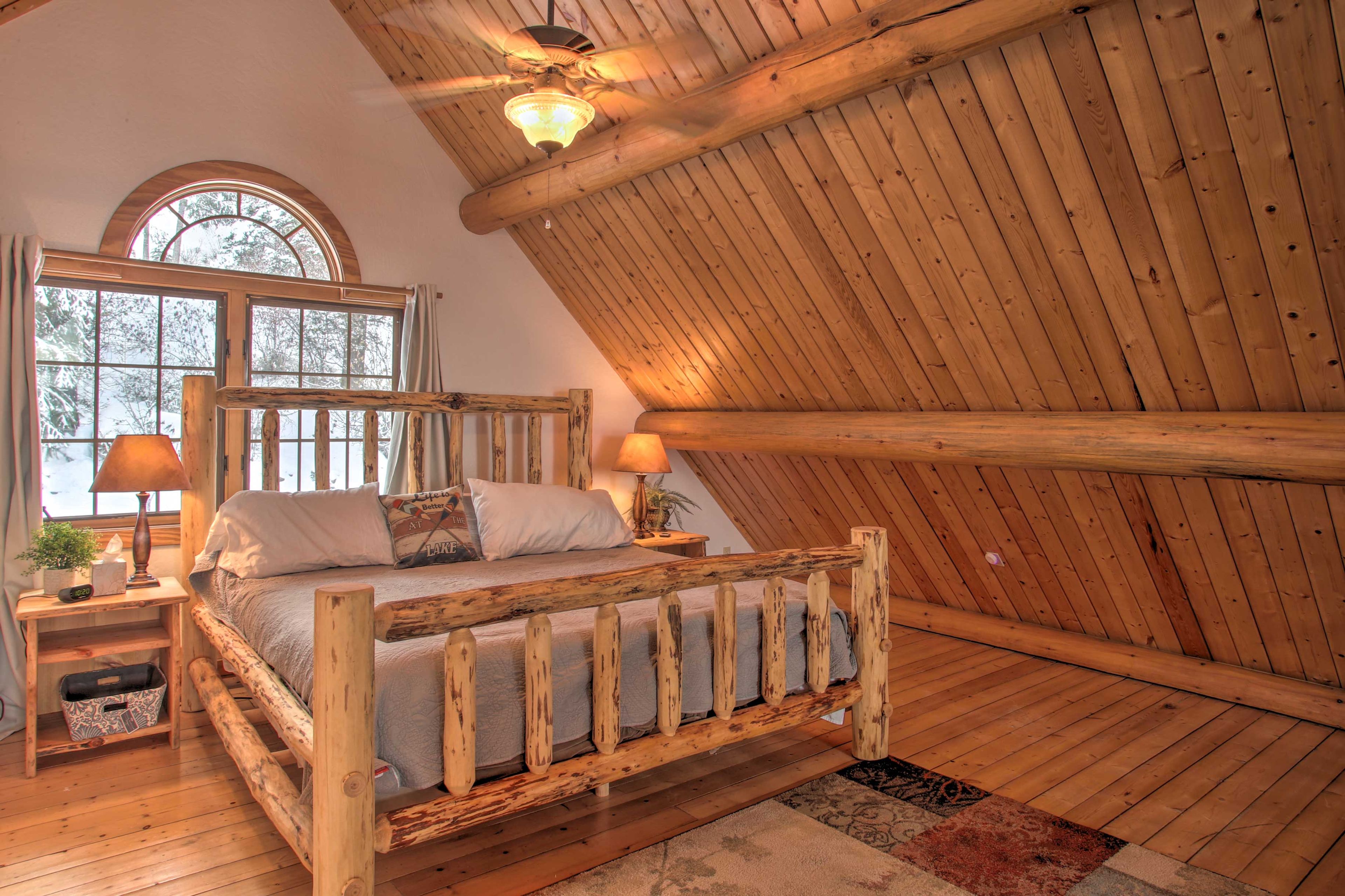 Bedroom 3 | King Bed
