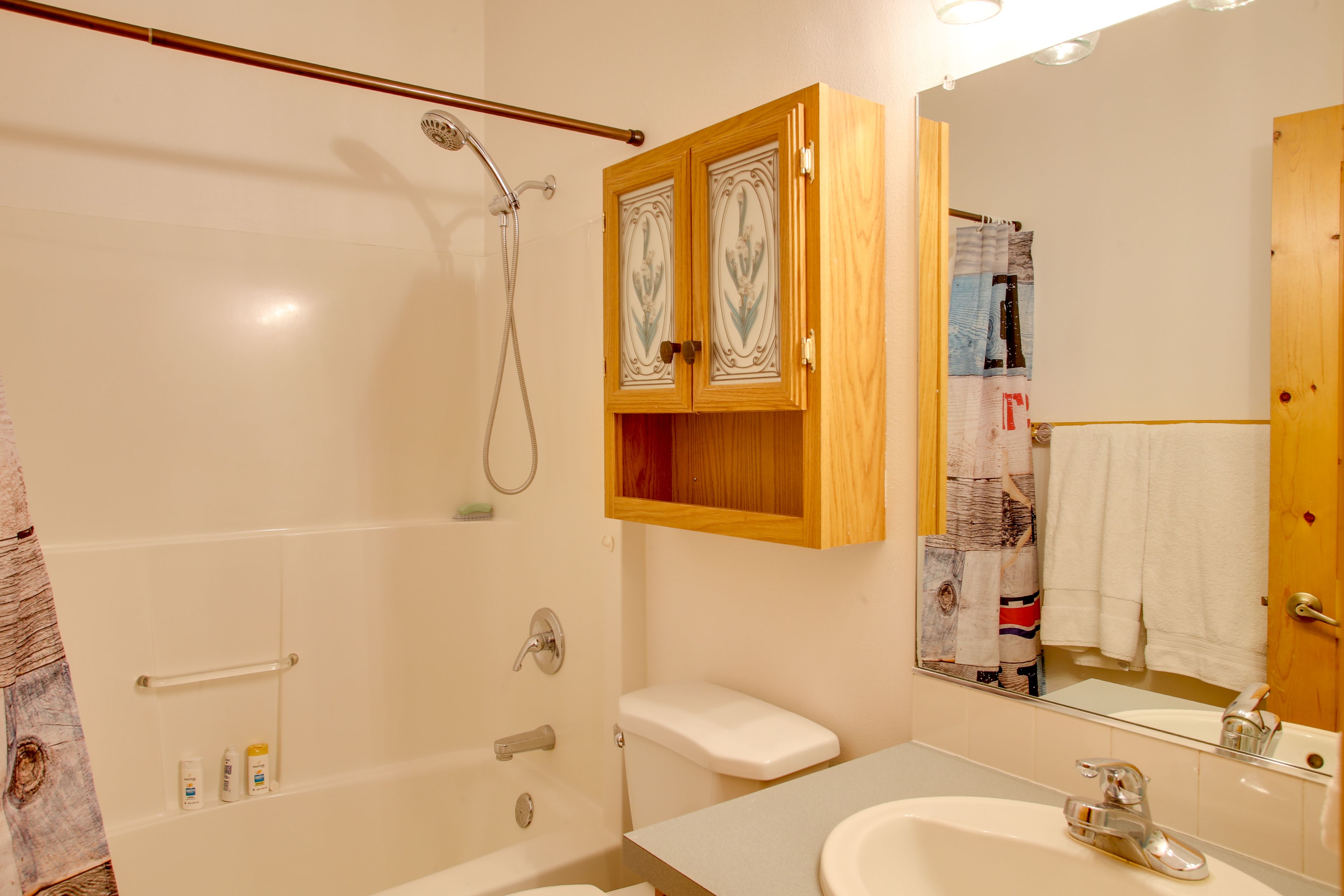 Bathroom | Towels Provided