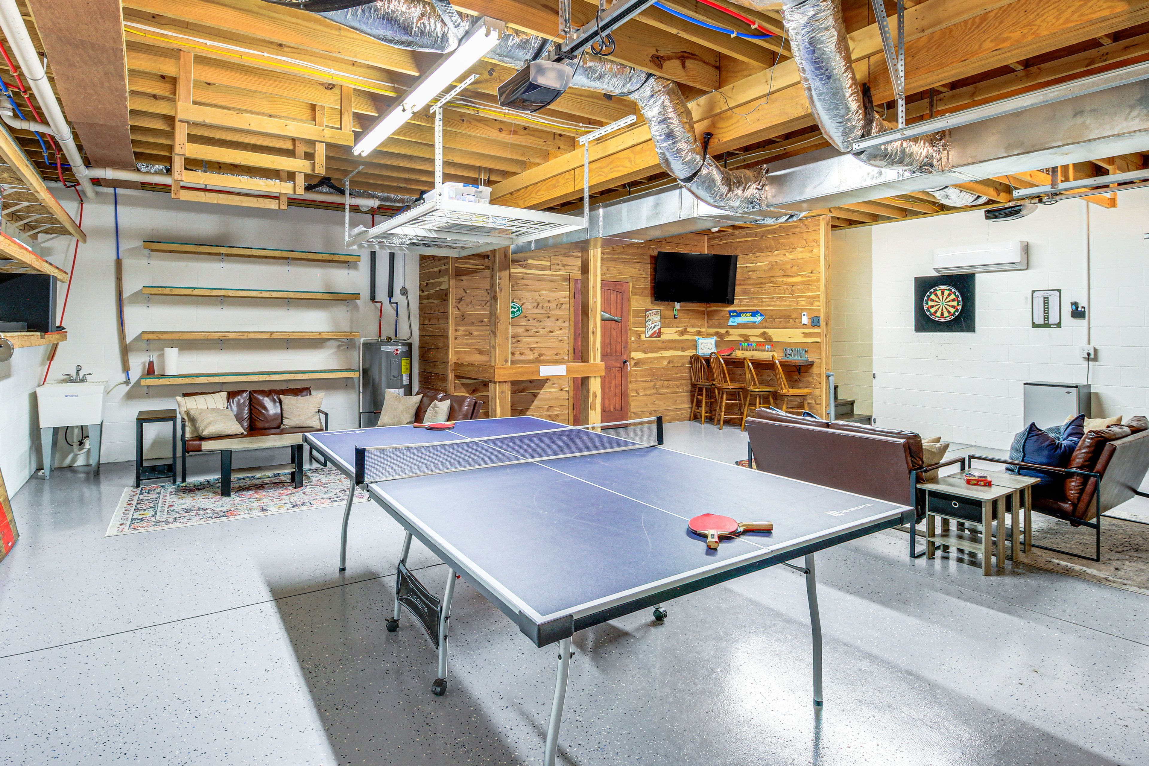 Game Room | Ping-Pong Table | Board Games | Pac-Man Game