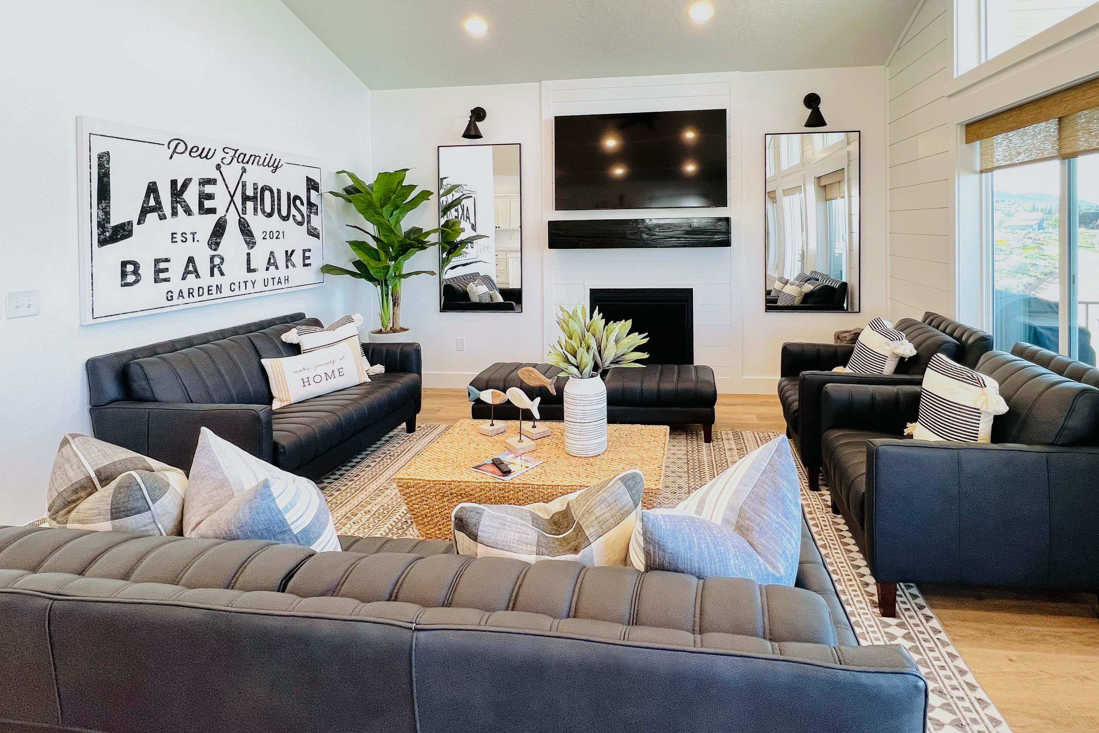 Living Room | 2nd Floor | Smart TV | Central A/C