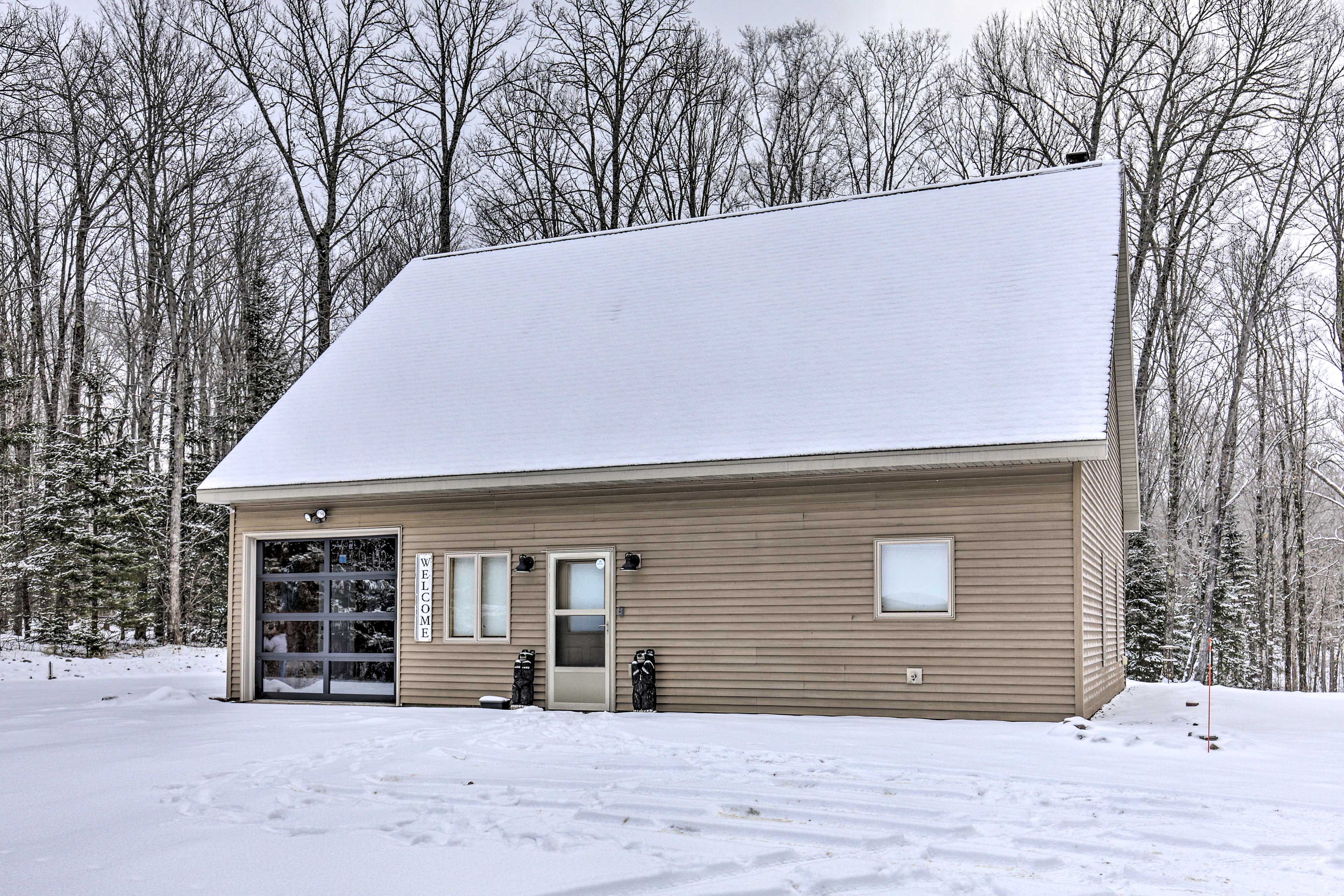 Front Entry | 2 External Security Cameras (Facing Out)